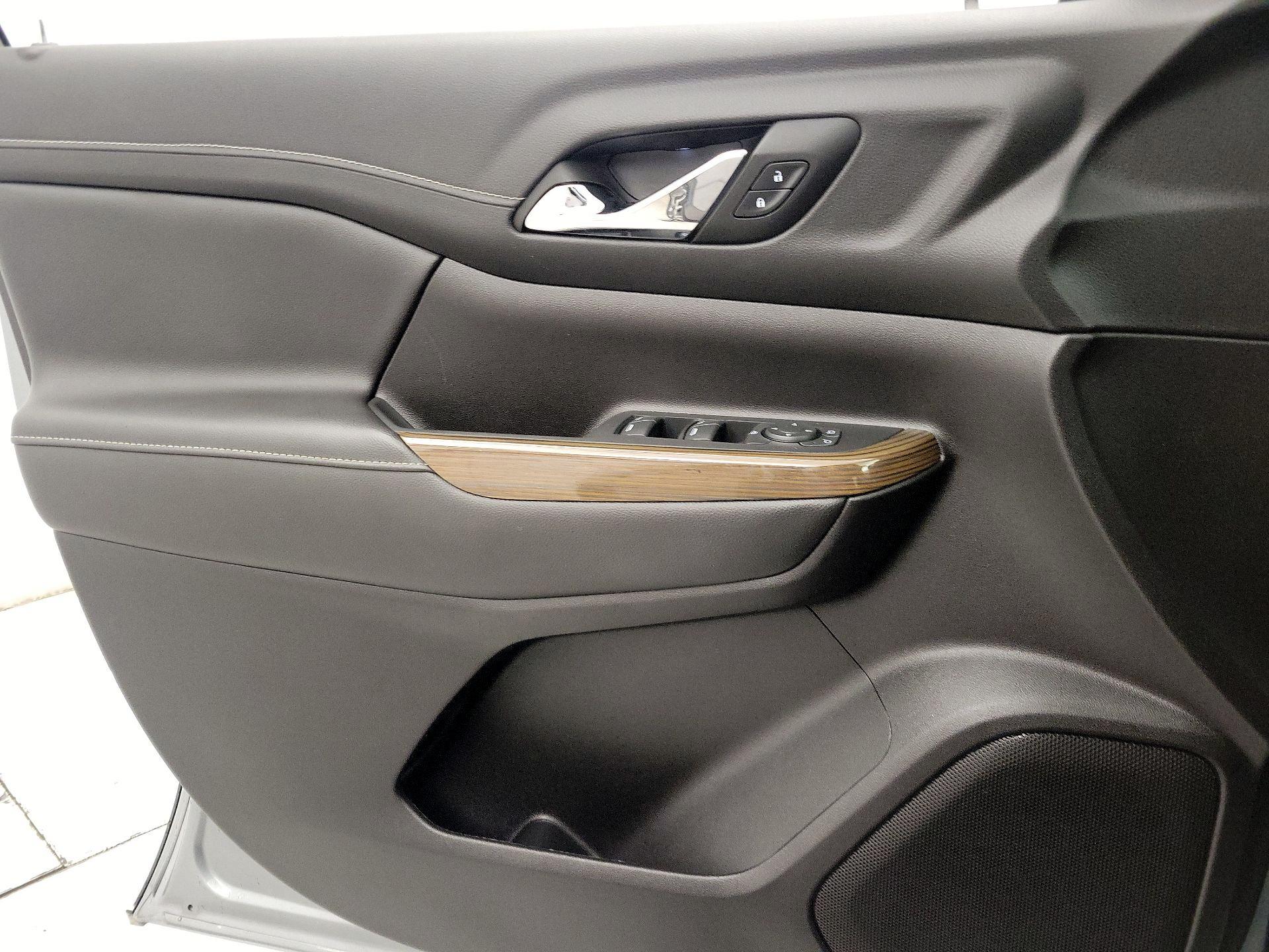 Thumbnail: 2023 GMC Acadia - 12