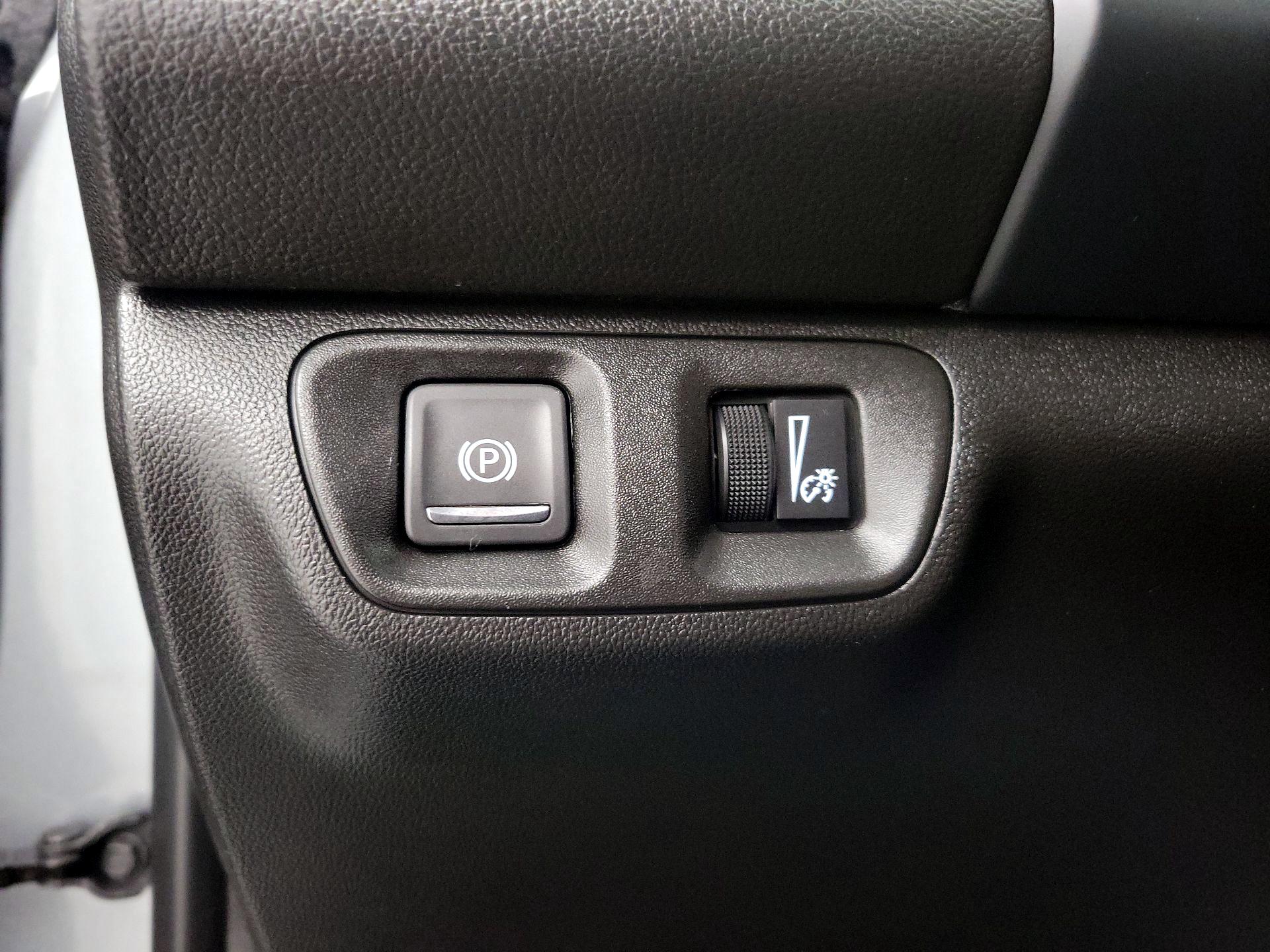 Thumbnail: 2023 GMC Acadia - 13