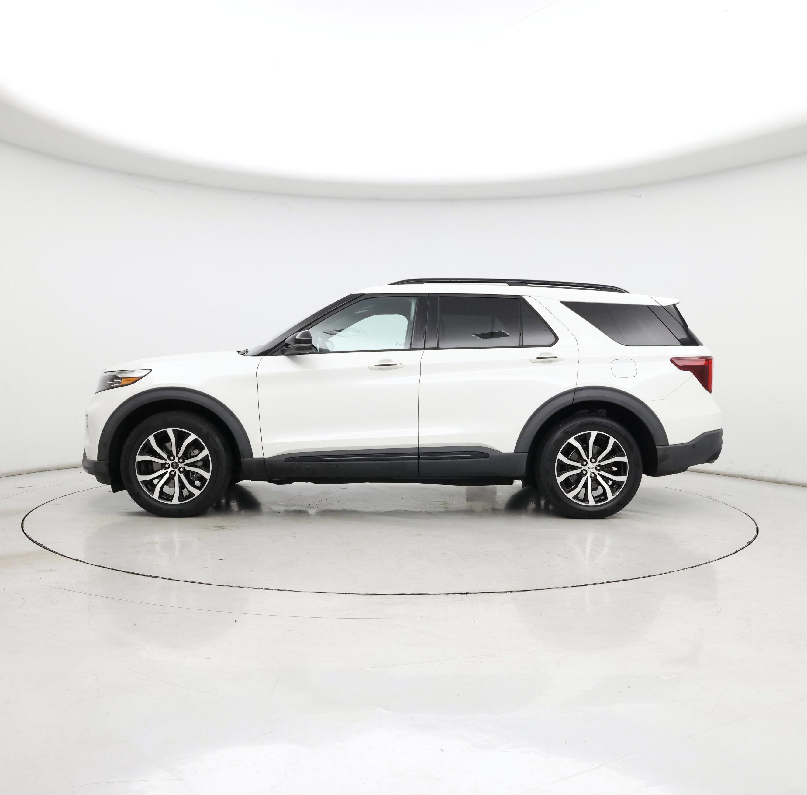 Thumbnail: 2020 Ford Explorer - 3