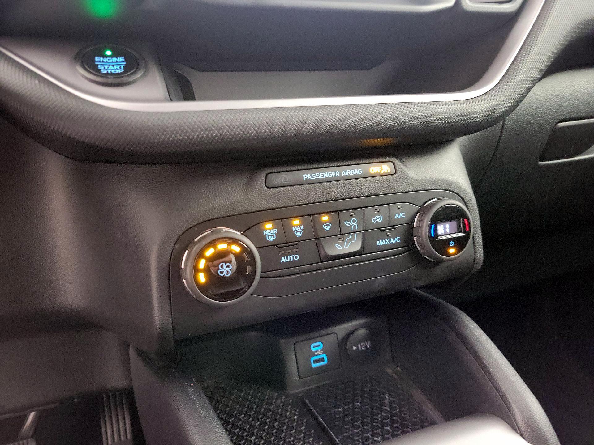 Thumbnail: 2021 Ford Bronco Sport - 17