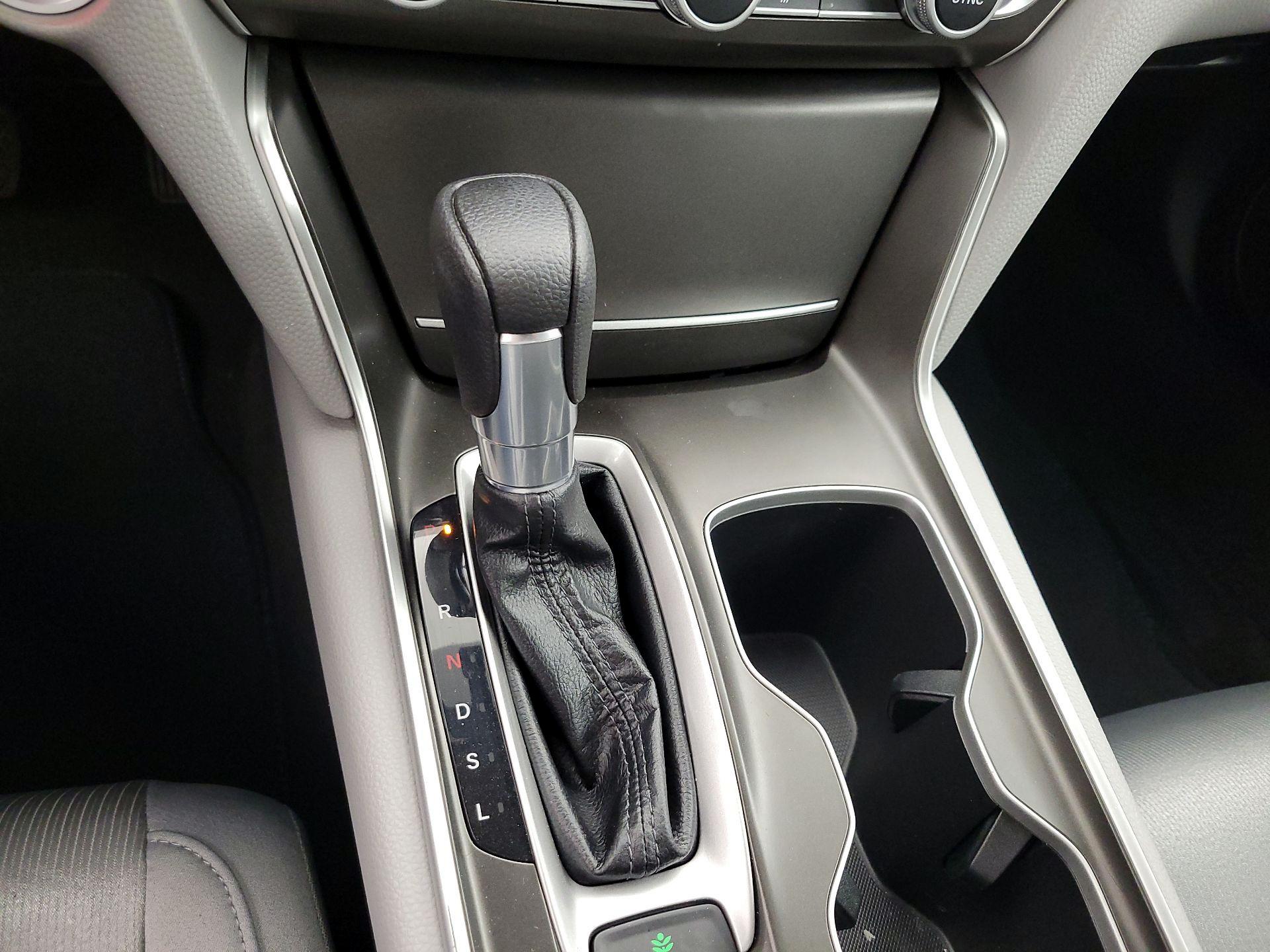 Thumbnail: 2019 Honda Accord - 17
