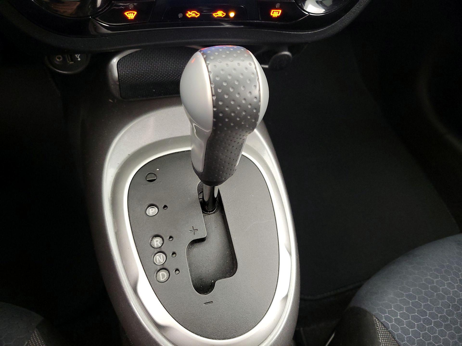 Thumbnail: 2015 Nissan Juke - 18