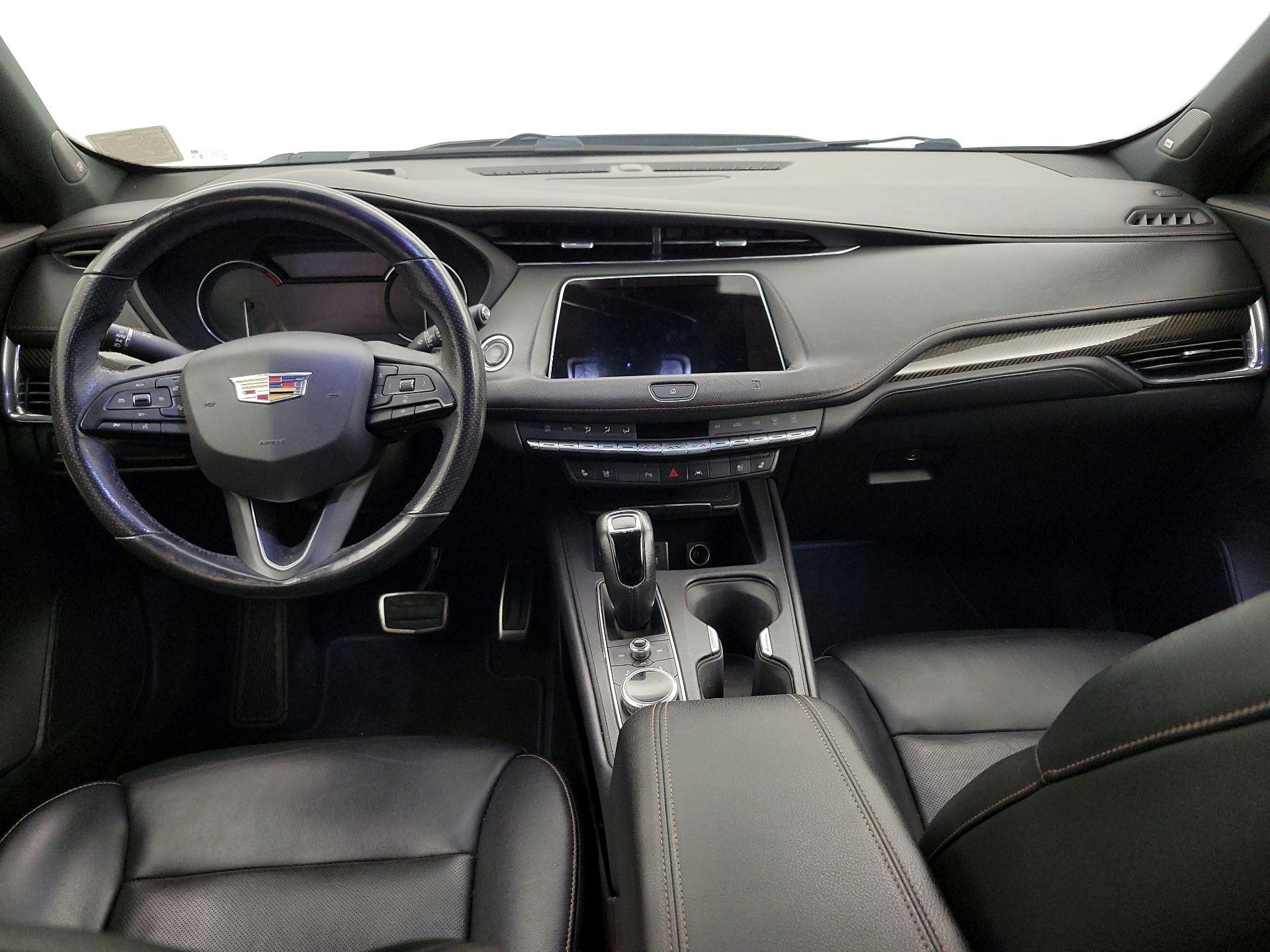 Thumbnail: 2019 Cadillac XT4 - 9