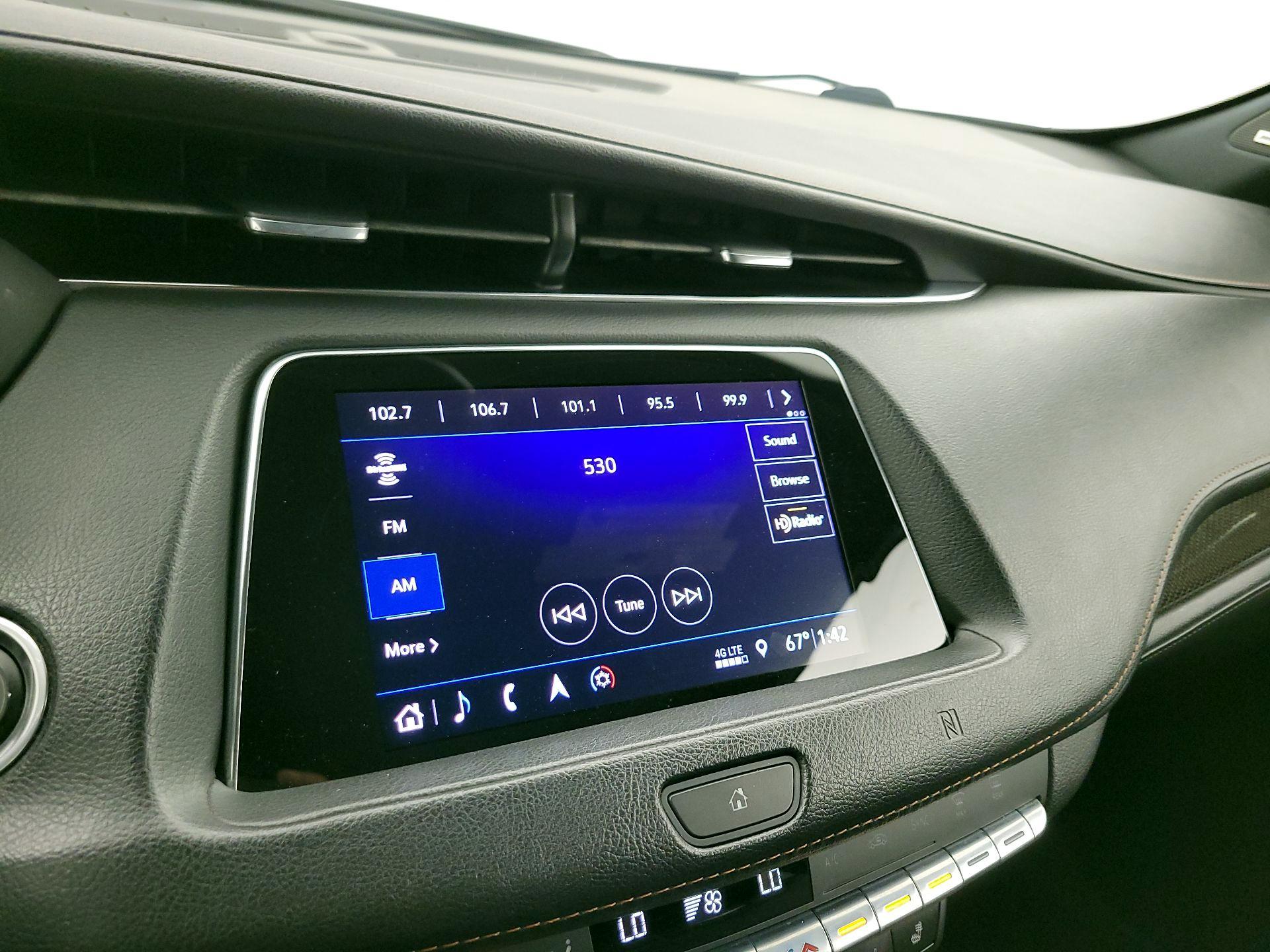 Thumbnail: 2019 Cadillac XT4 - 16