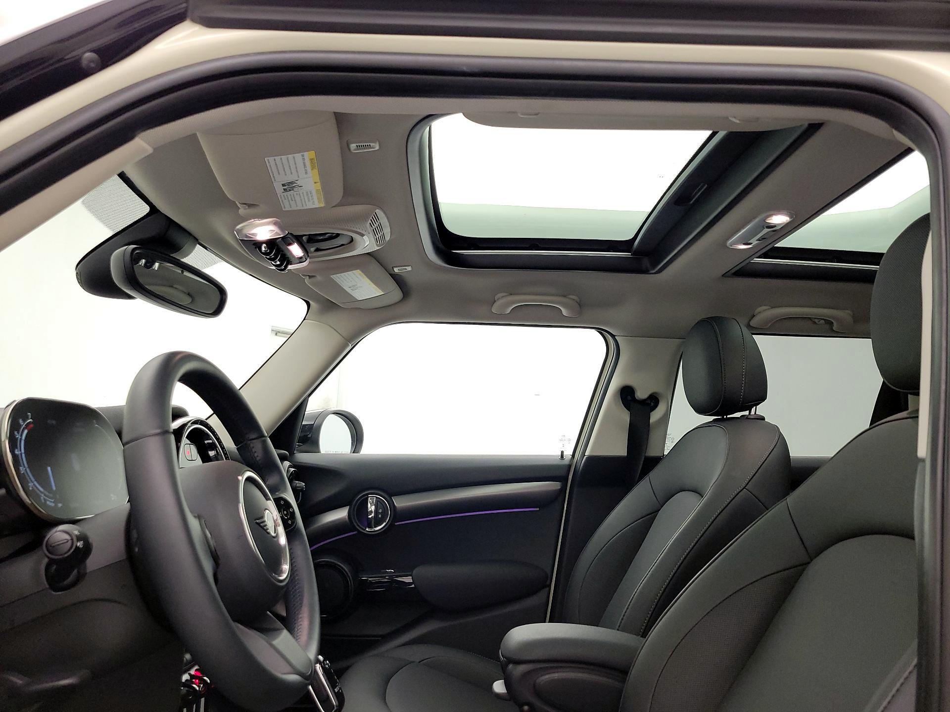 Thumbnail: 2023 MINI Cooper Hardtop - 19
