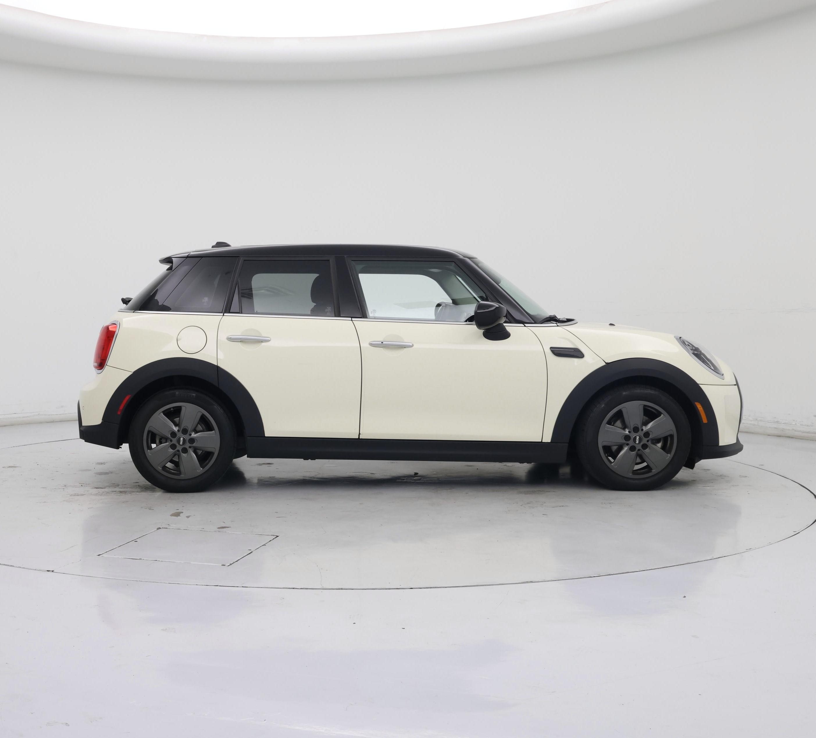 Thumbnail: 2023 MINI Cooper Hardtop - 7