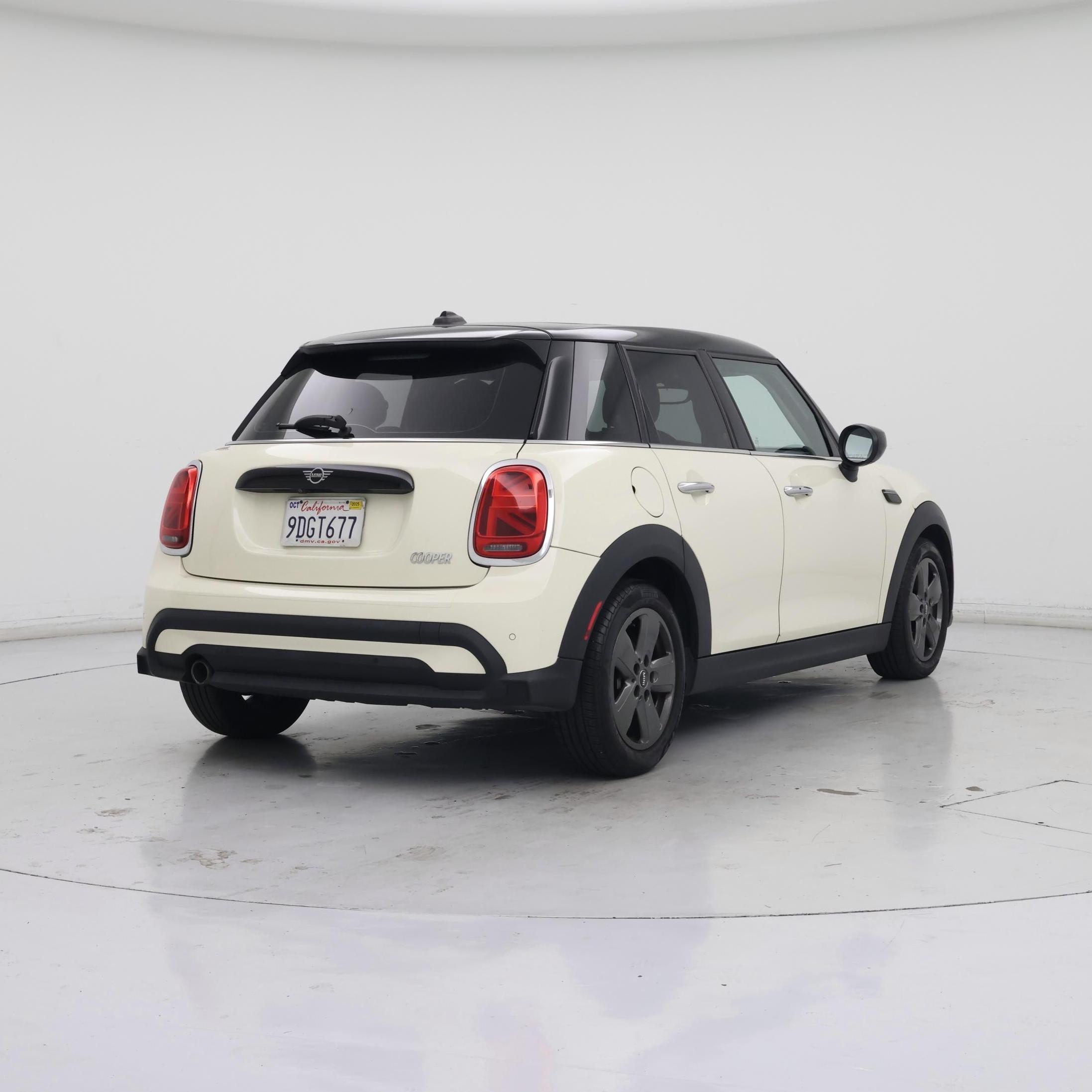 Thumbnail: 2023 MINI Cooper Hardtop - 8