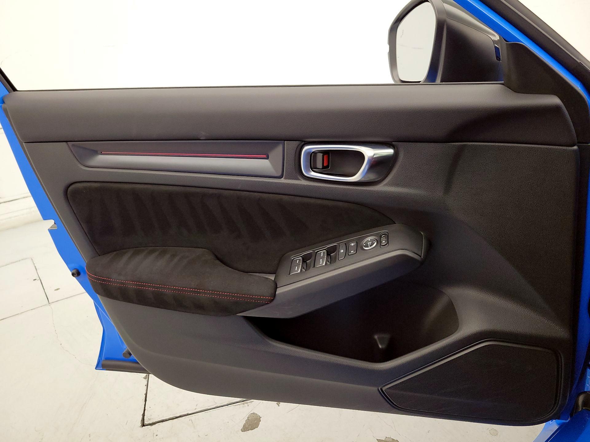 Thumbnail: 2025 Honda Civic - 12