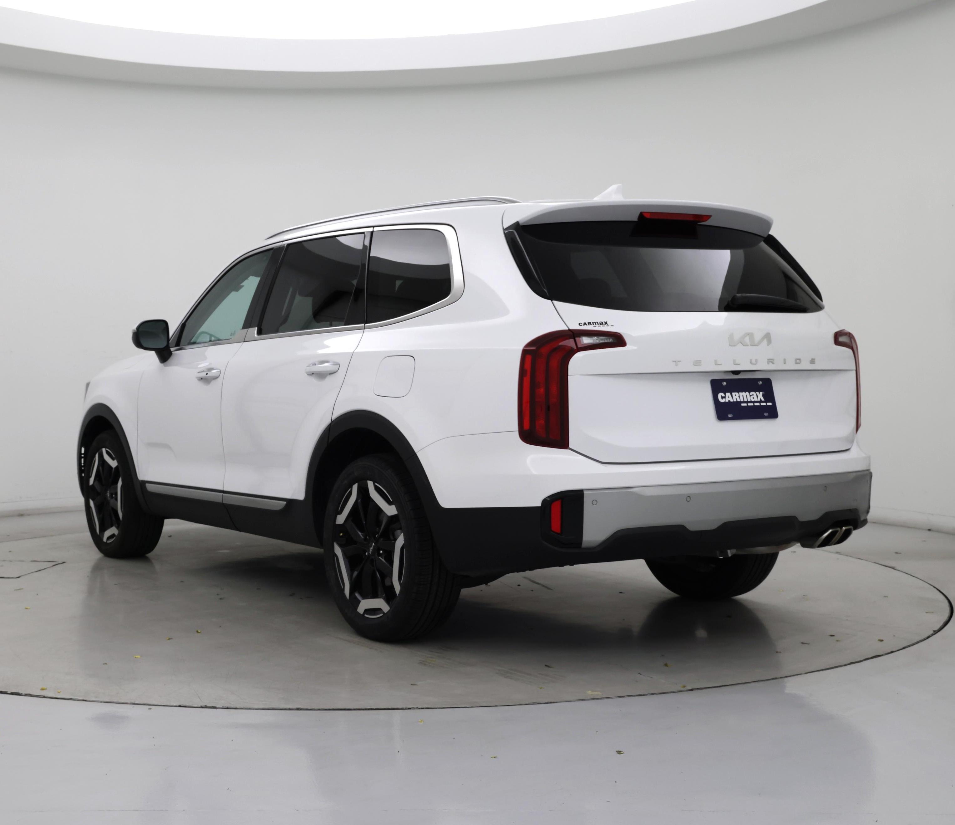 Thumbnail: 2023 Kia Telluride - 2