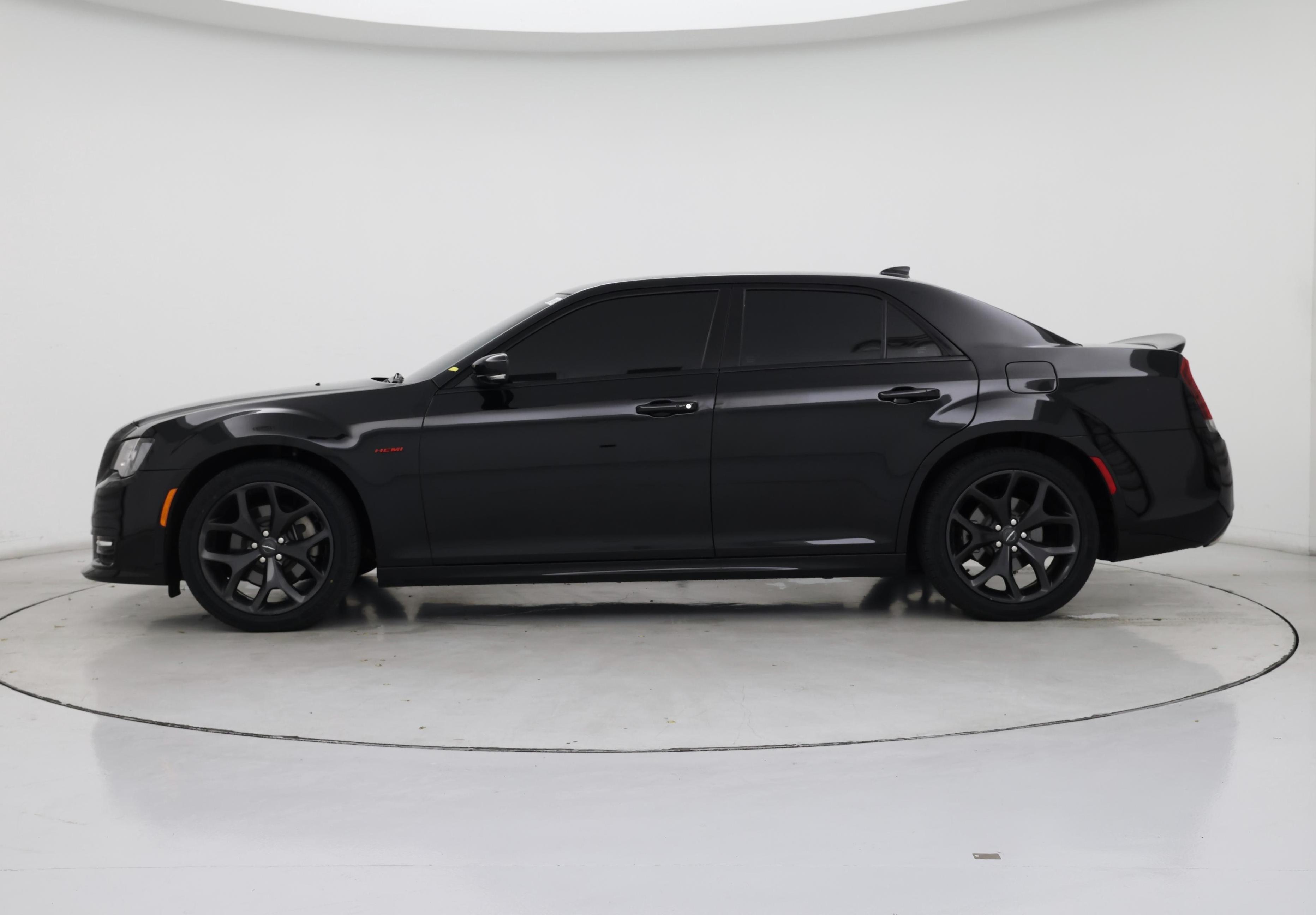 Thumbnail: 2021 Chrysler 300 - 3