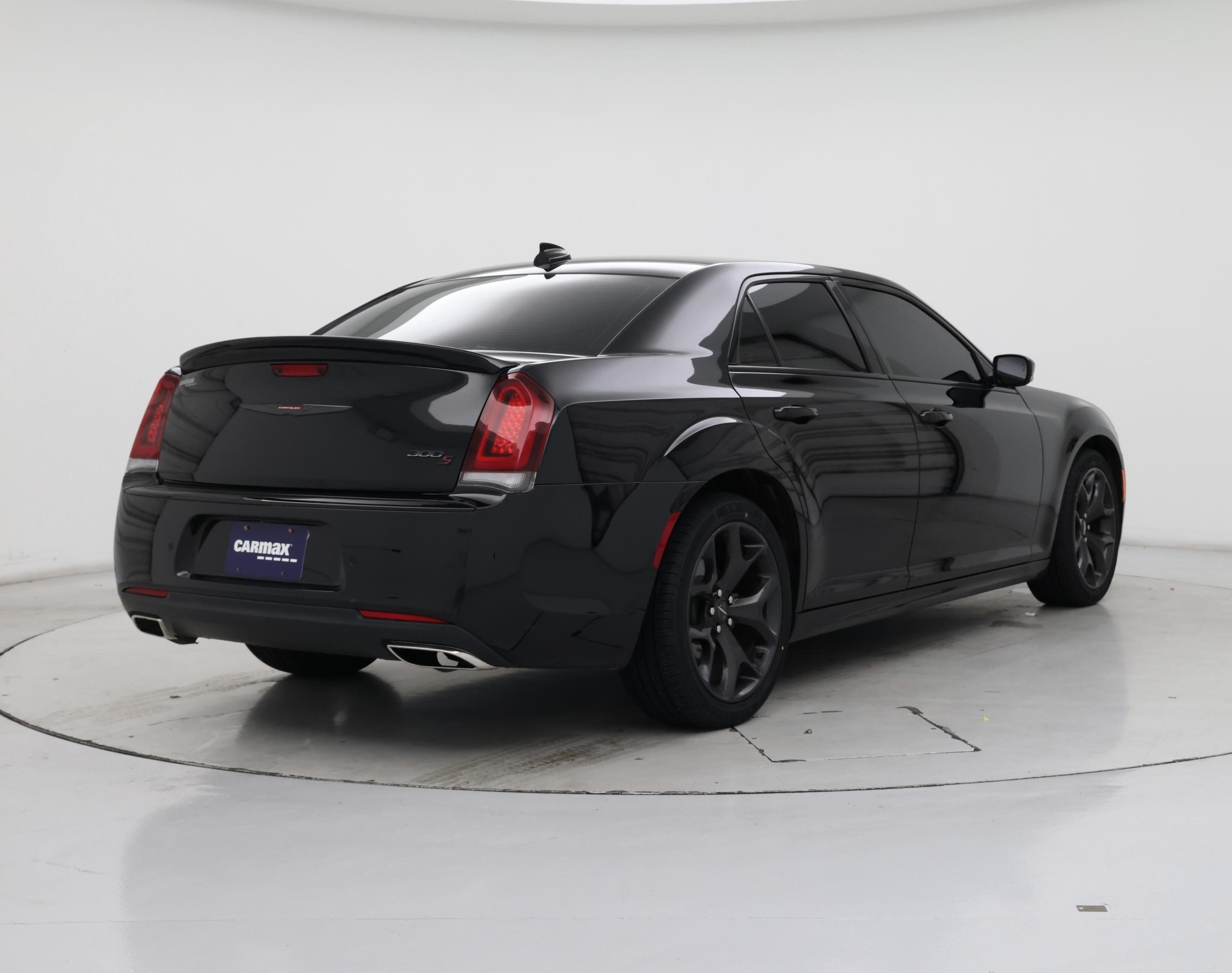 Thumbnail: 2021 Chrysler 300 - 8