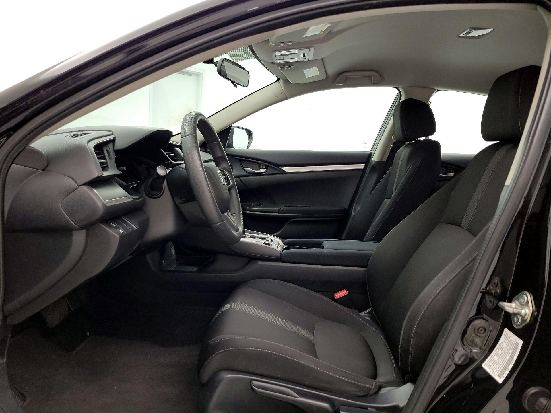 Thumbnail: 2016 Honda Civic - 11