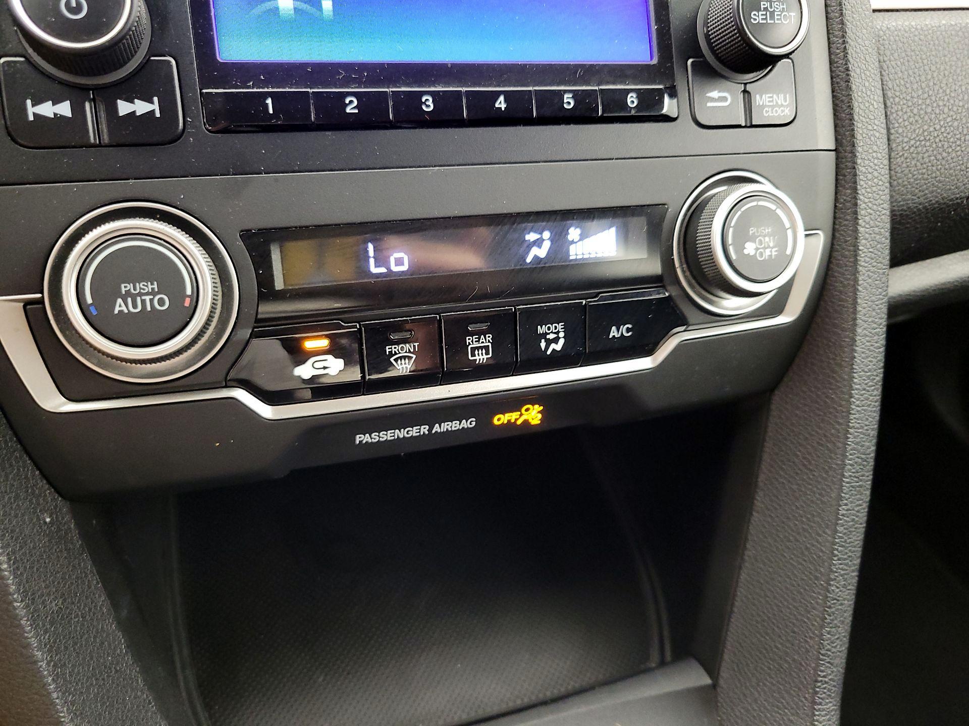 Thumbnail: 2016 Honda Civic - 16
