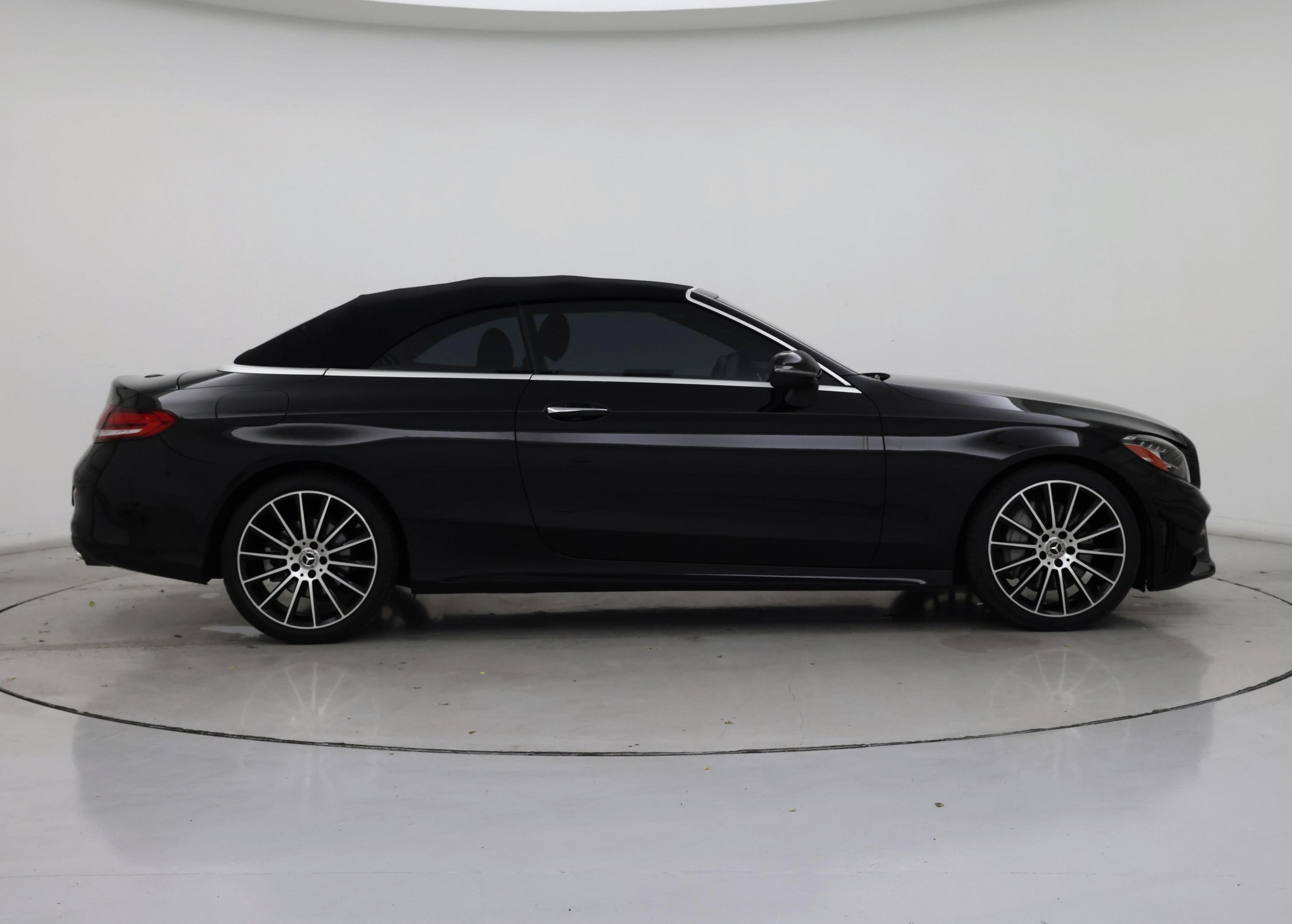 Thumbnail: 2022 Mercedes-Benz C-Class - 7