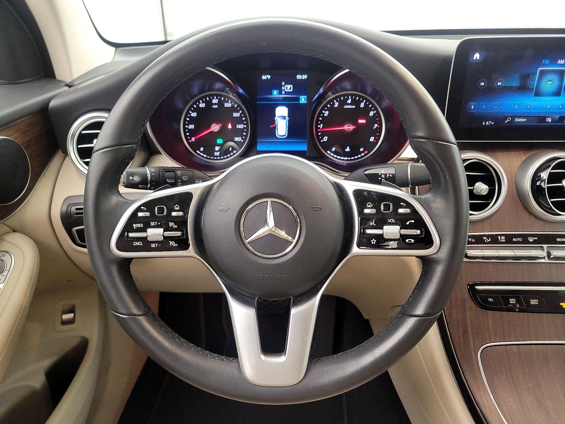 Thumbnail: 2022 Mercedes-Benz GLC - 10