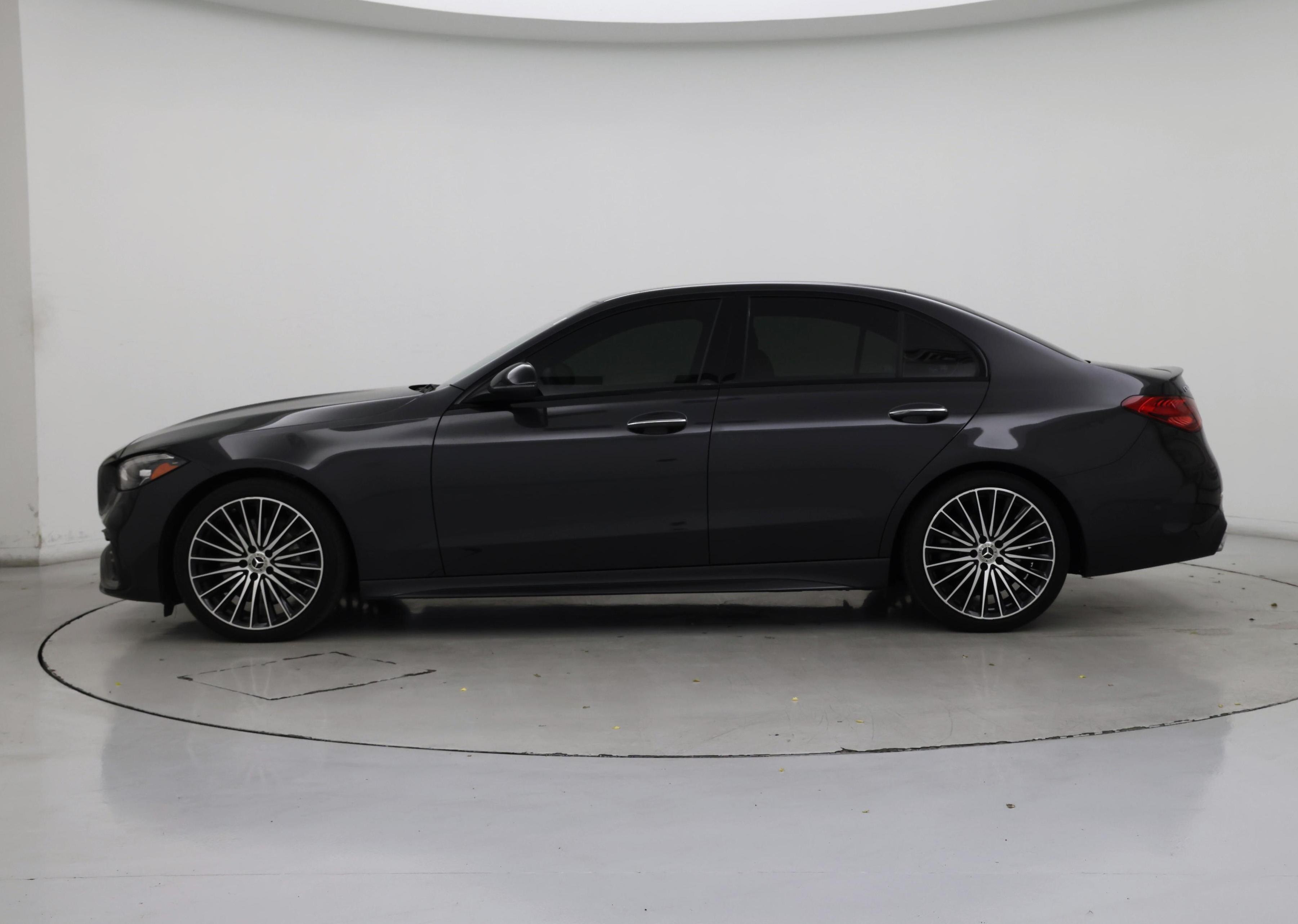 Thumbnail: 2023 Mercedes-Benz C-Class - 3