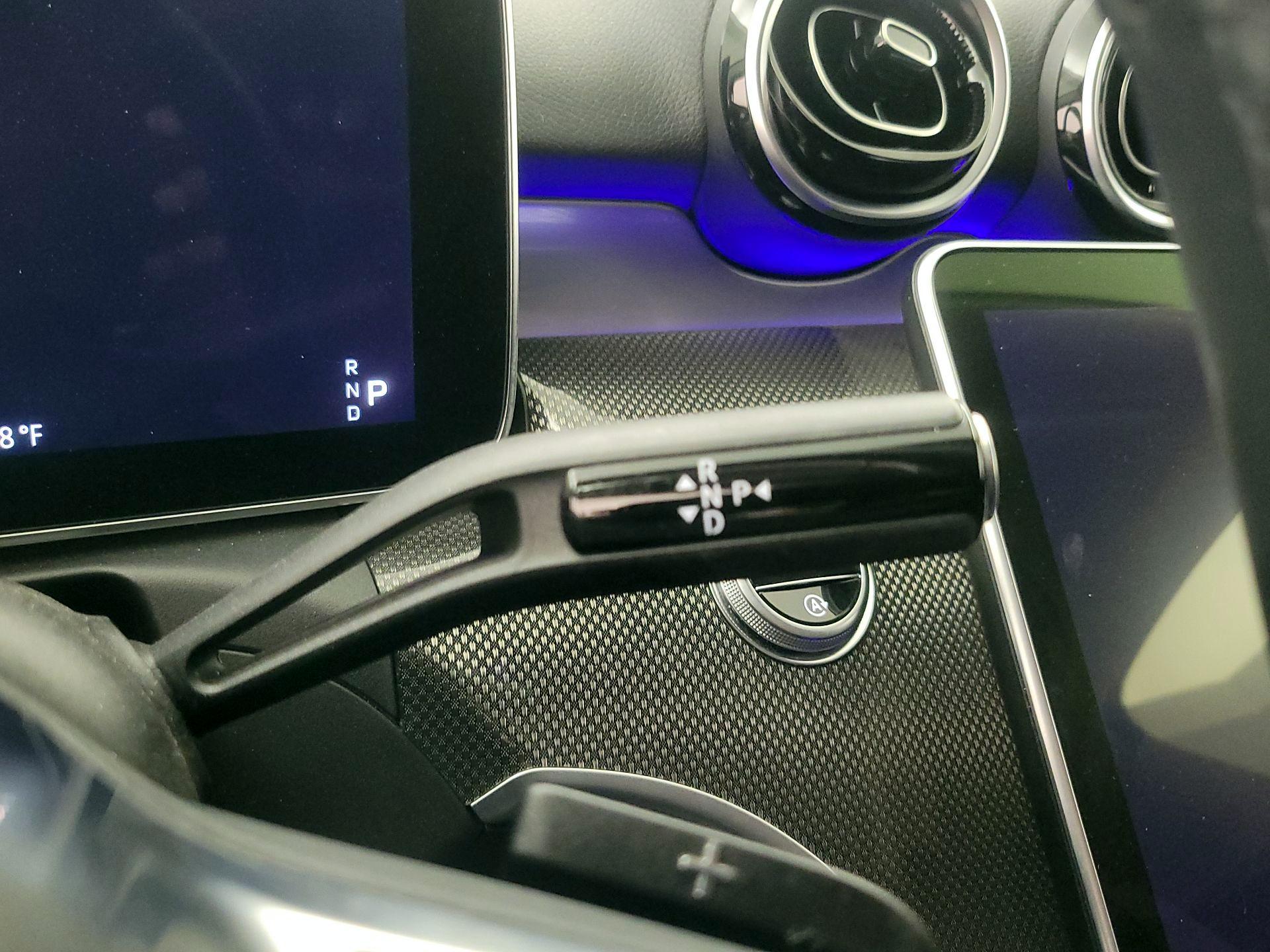 Thumbnail: 2022 Mercedes-Benz C-Class - 17