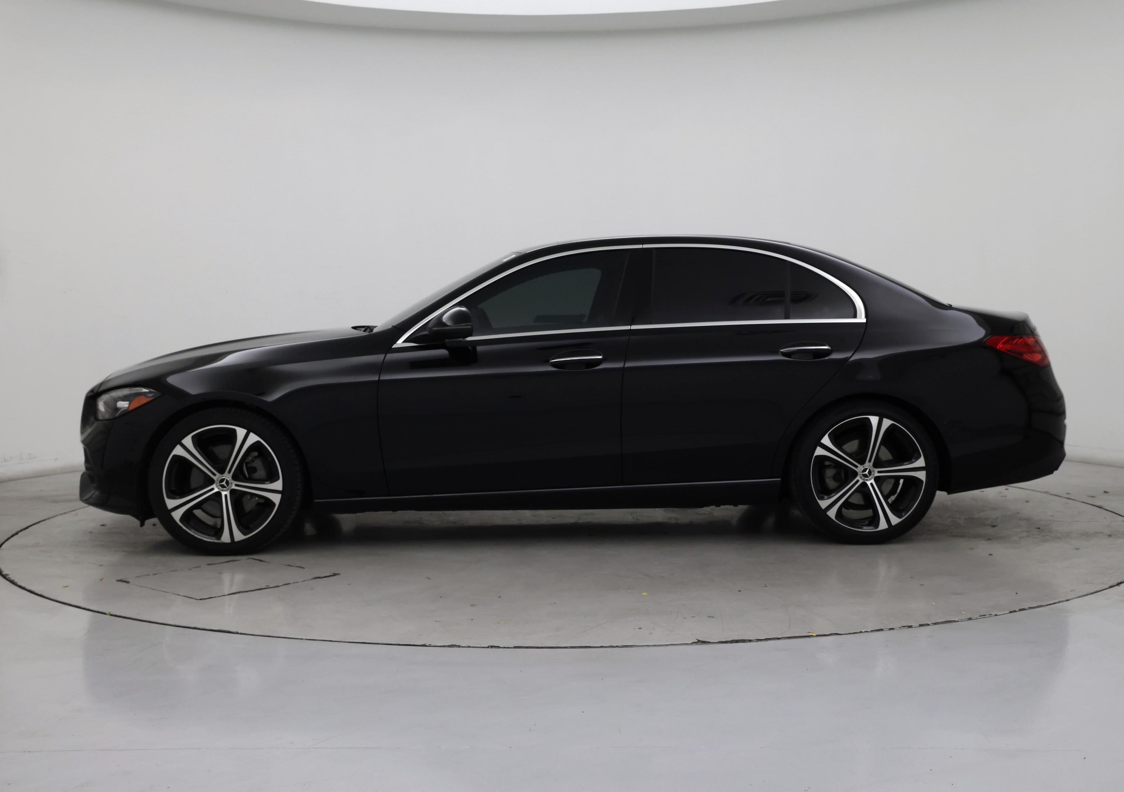 Thumbnail: 2022 Mercedes-Benz C-Class - 3