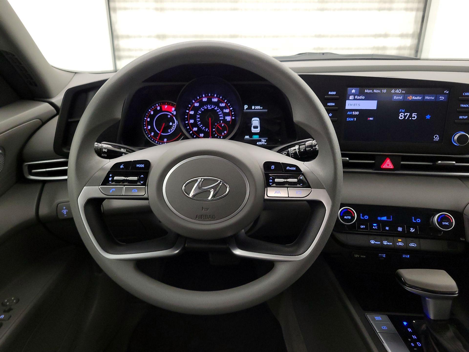 Thumbnail: 2023 Hyundai Elantra - 10