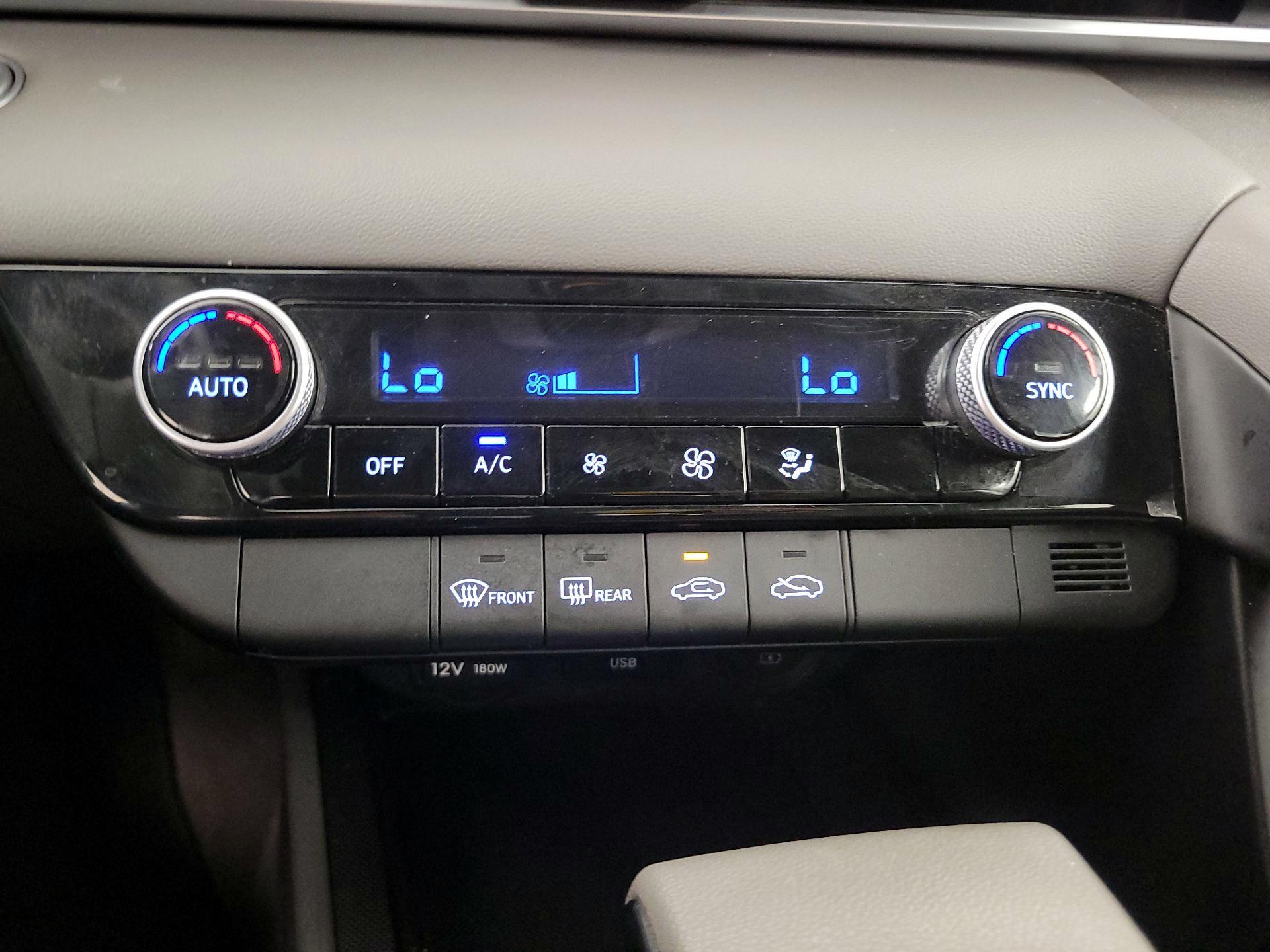 Thumbnail: 2023 Hyundai Elantra - 16