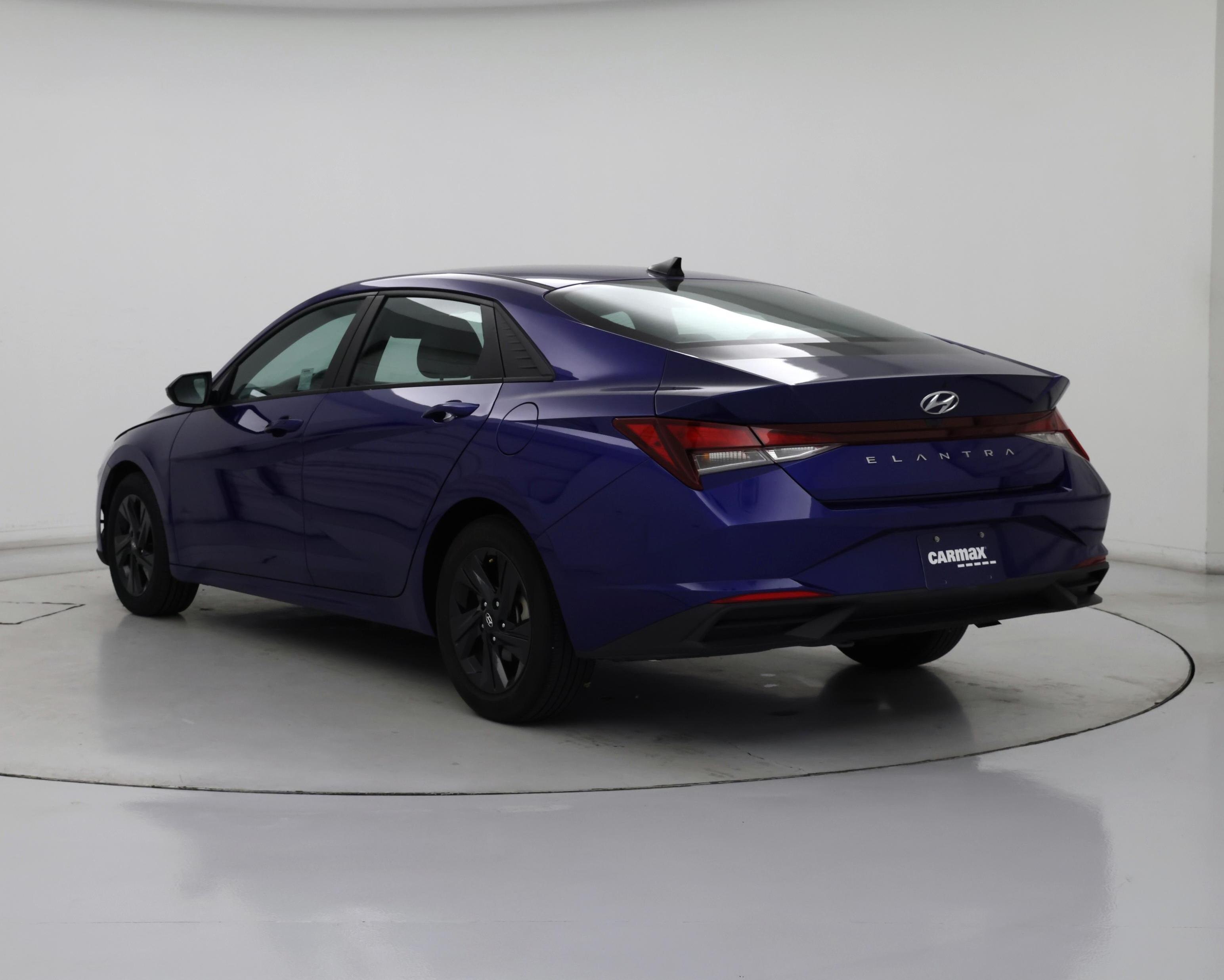 Thumbnail: 2023 Hyundai Elantra - 2