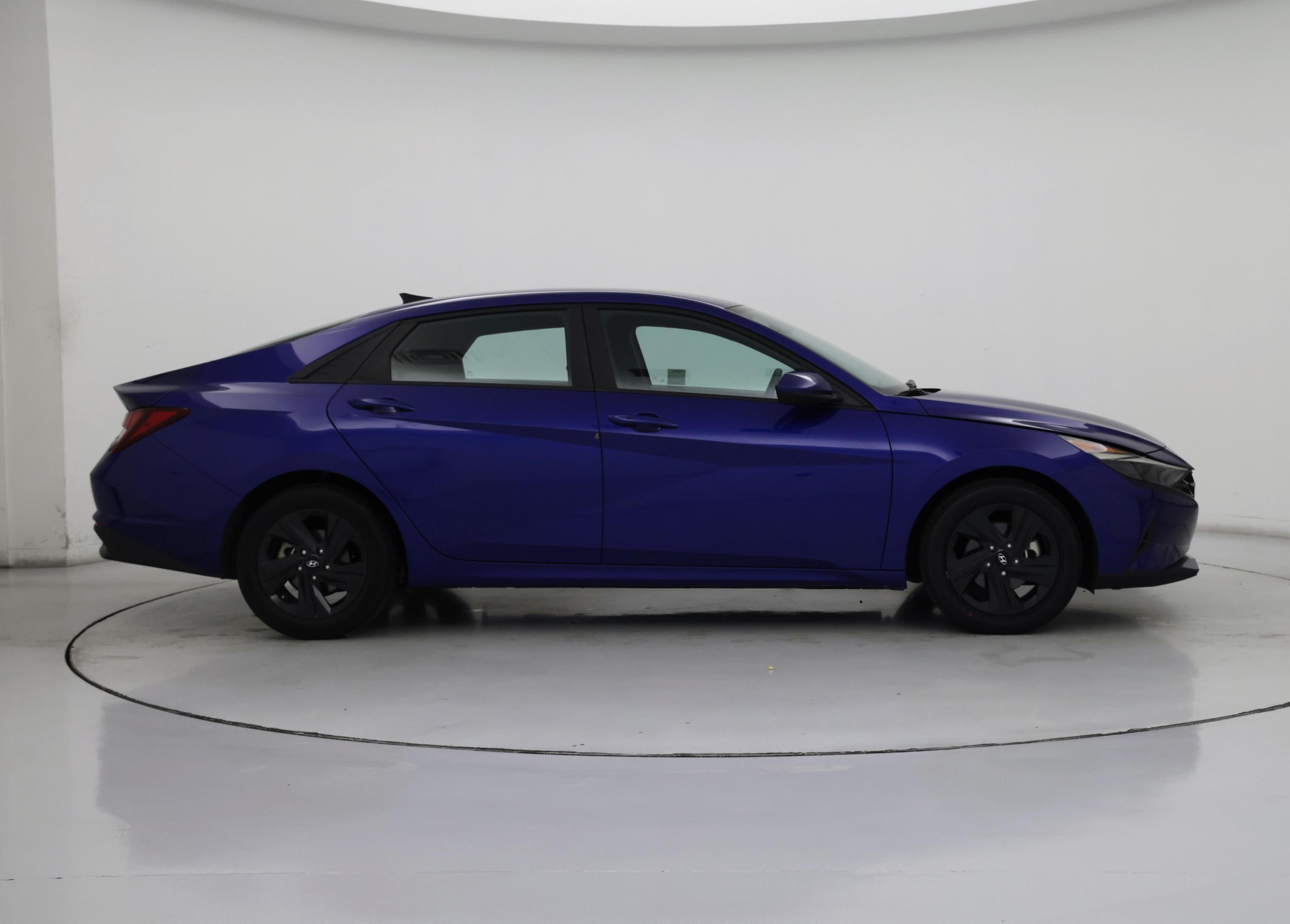 Thumbnail: 2023 Hyundai Elantra - 7