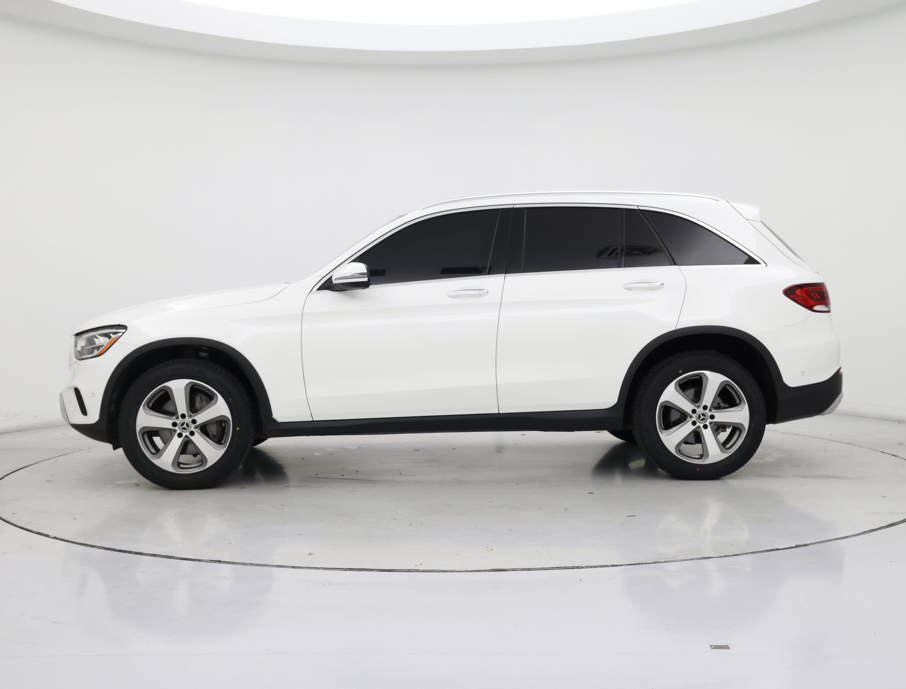 Thumbnail: 2022 Mercedes-Benz GLC - 3