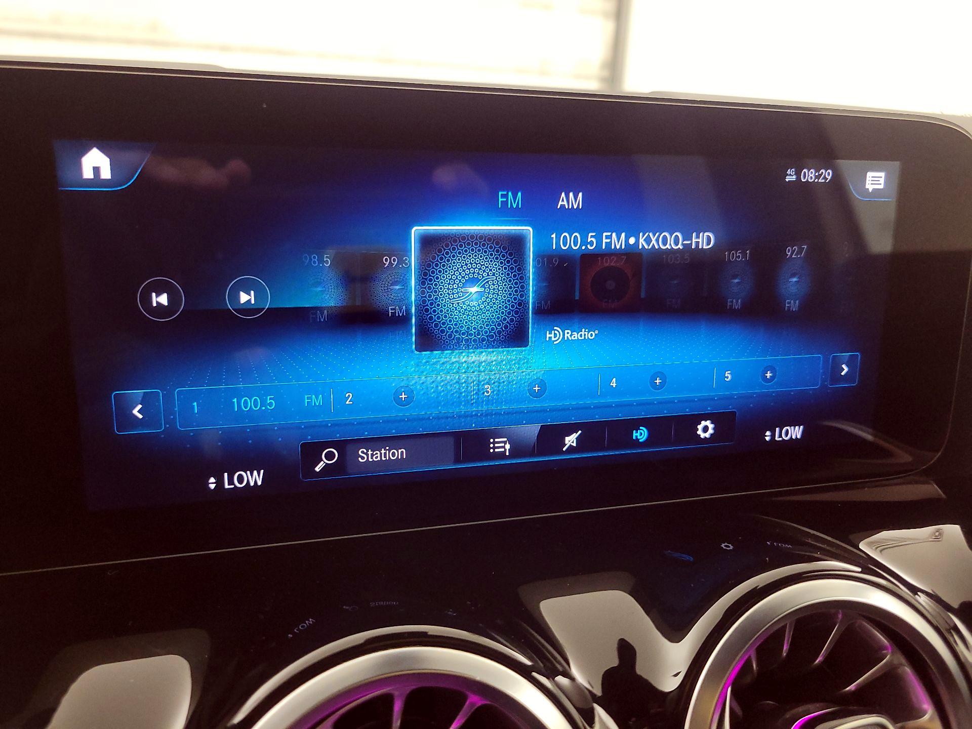 Thumbnail: 2022 Mercedes-Benz GLA - 15