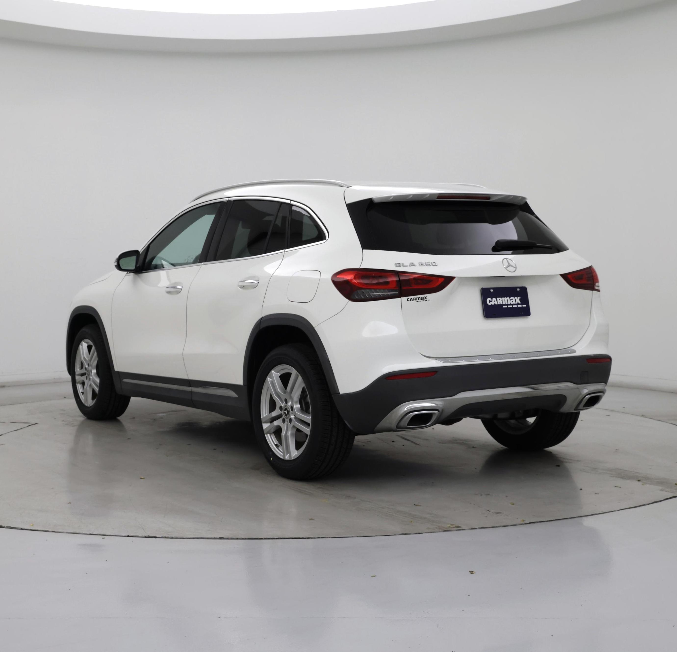 Thumbnail: 2022 Mercedes-Benz GLA - 2