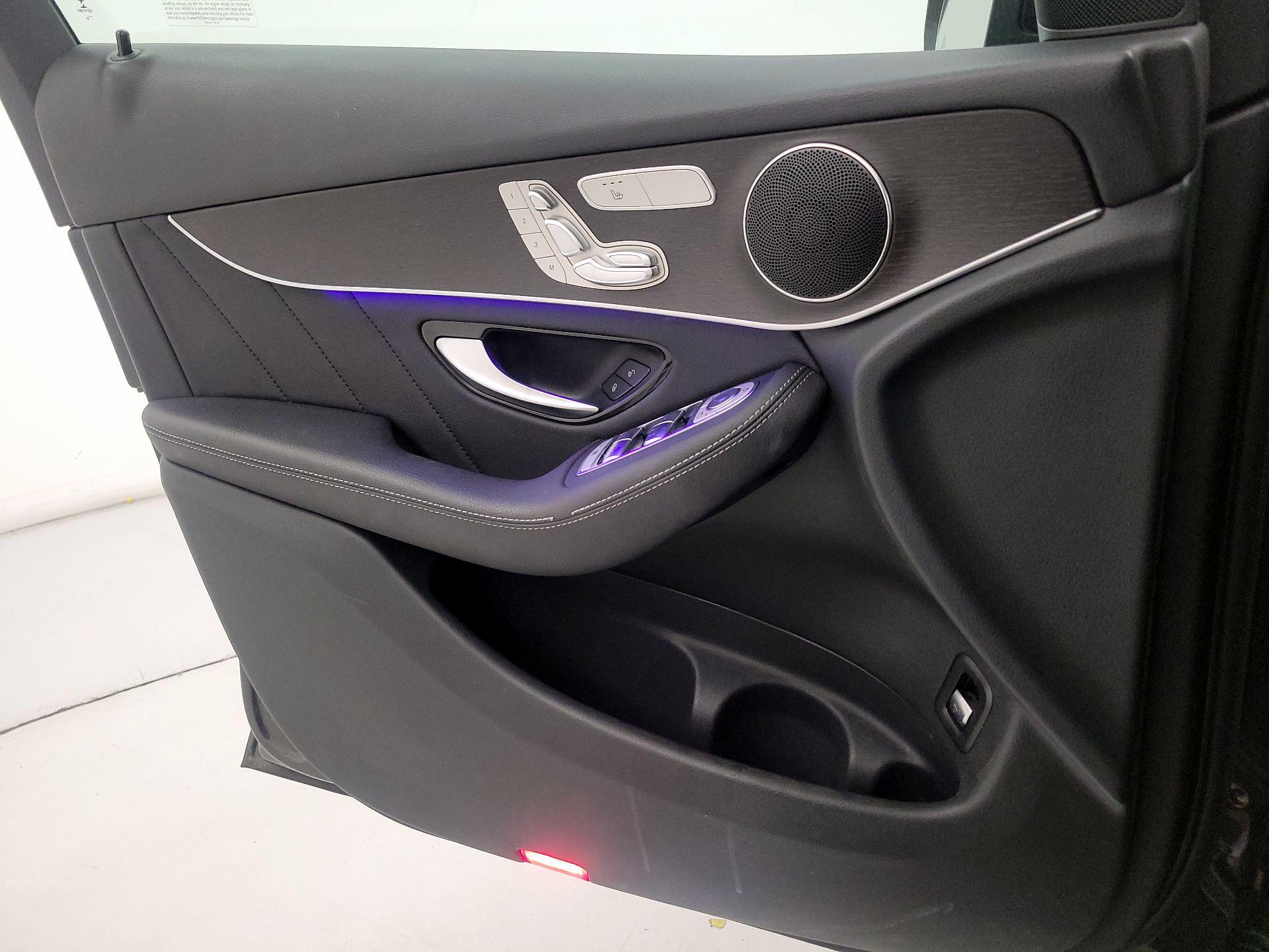 Thumbnail: 2022 Mercedes-Benz GLC - 12