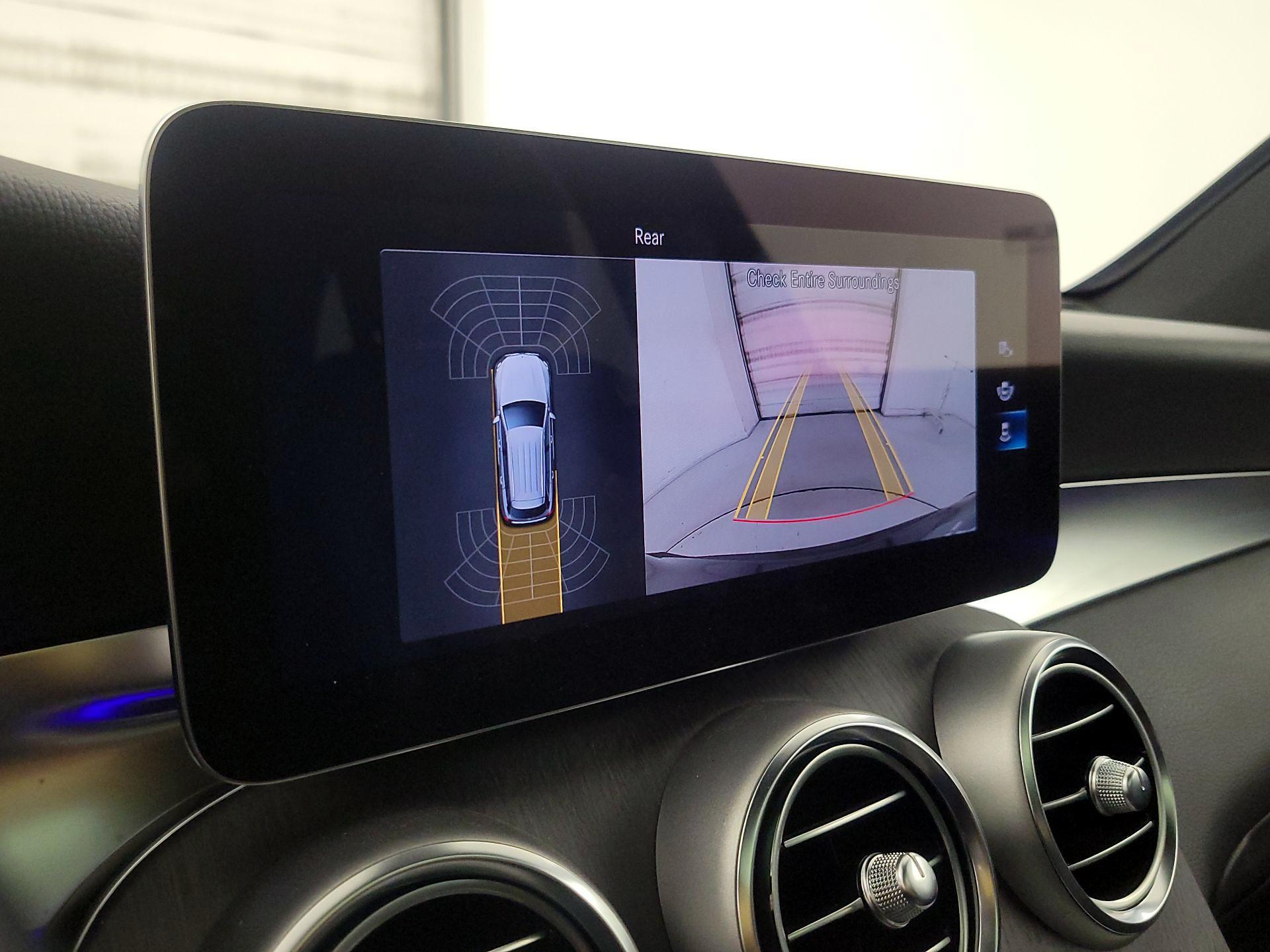 Thumbnail: 2022 Mercedes-Benz GLC - 14