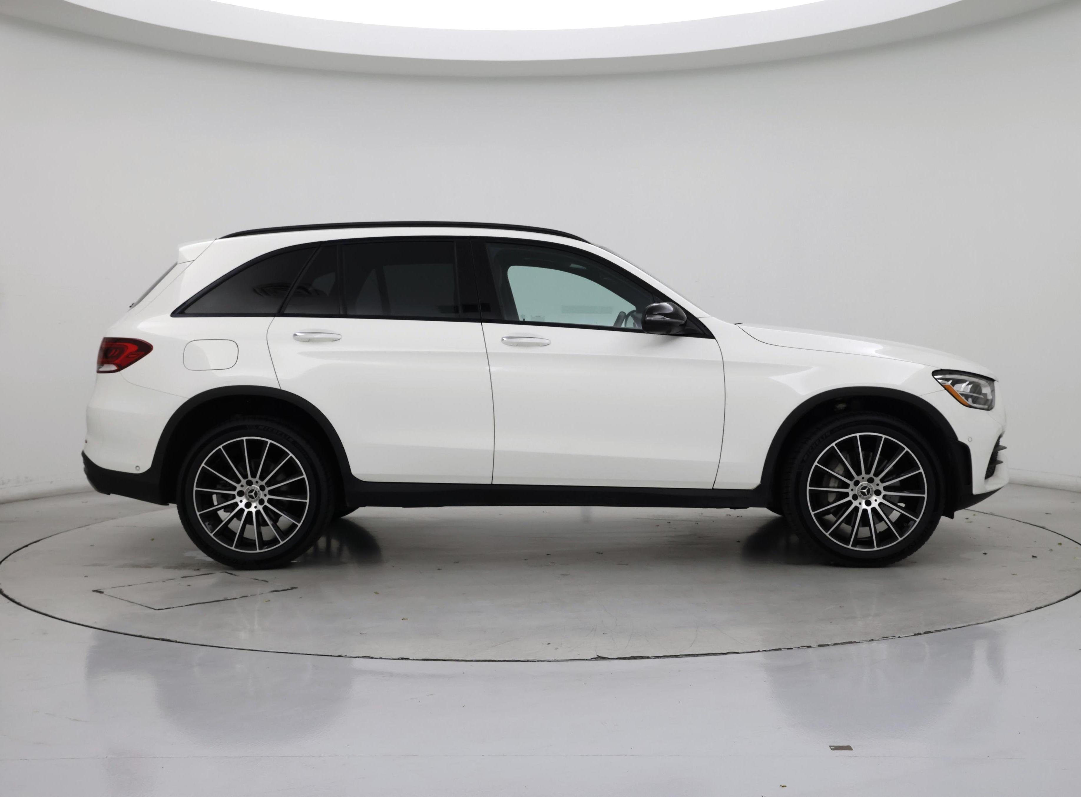 Thumbnail: 2022 Mercedes-Benz GLC - 7