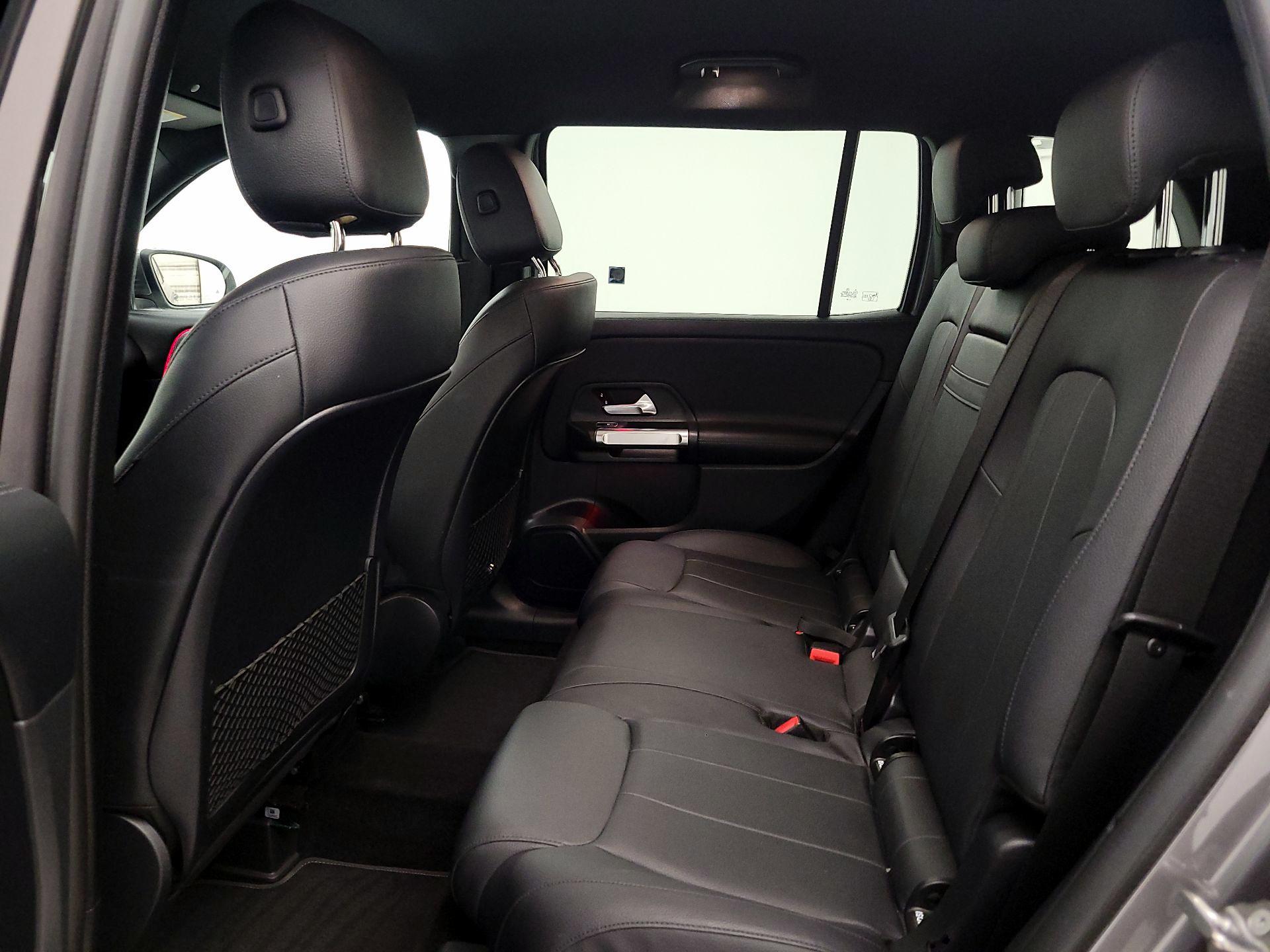 Thumbnail: 2022 Mercedes-Benz GLB - 20