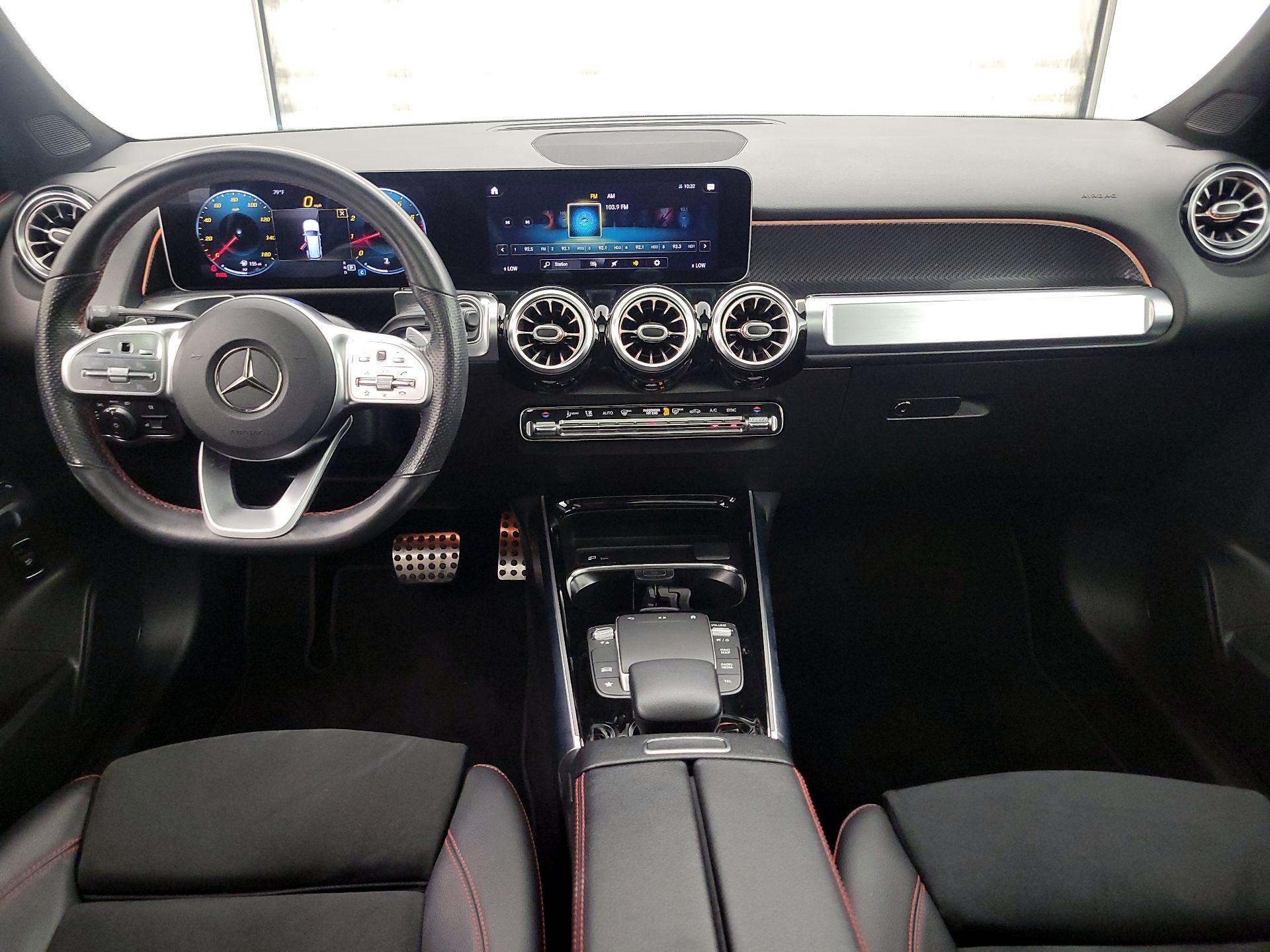 Thumbnail: 2021 Mercedes-Benz GLB - 9