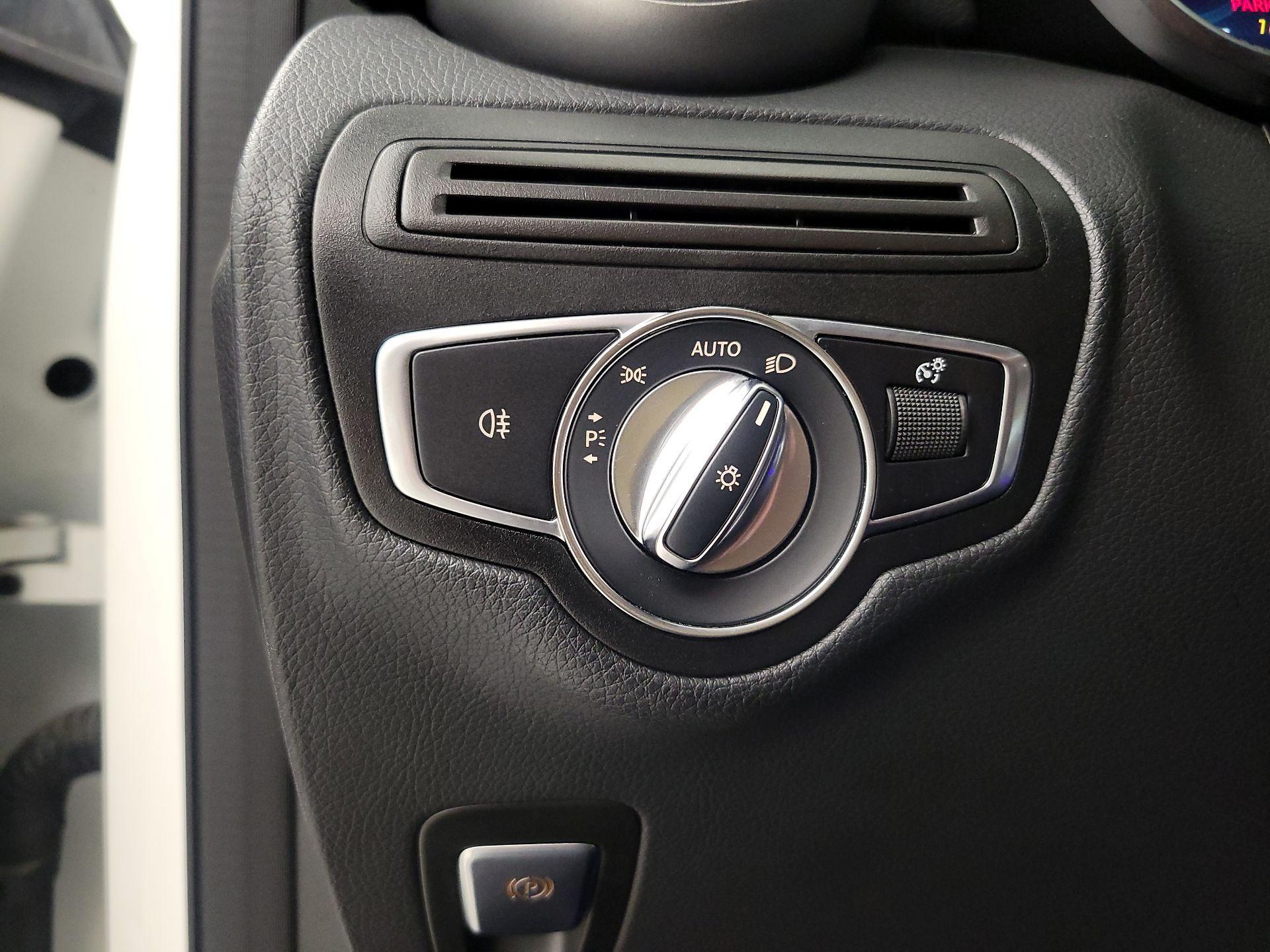 Thumbnail: 2021 Mercedes-Benz GLC - 13