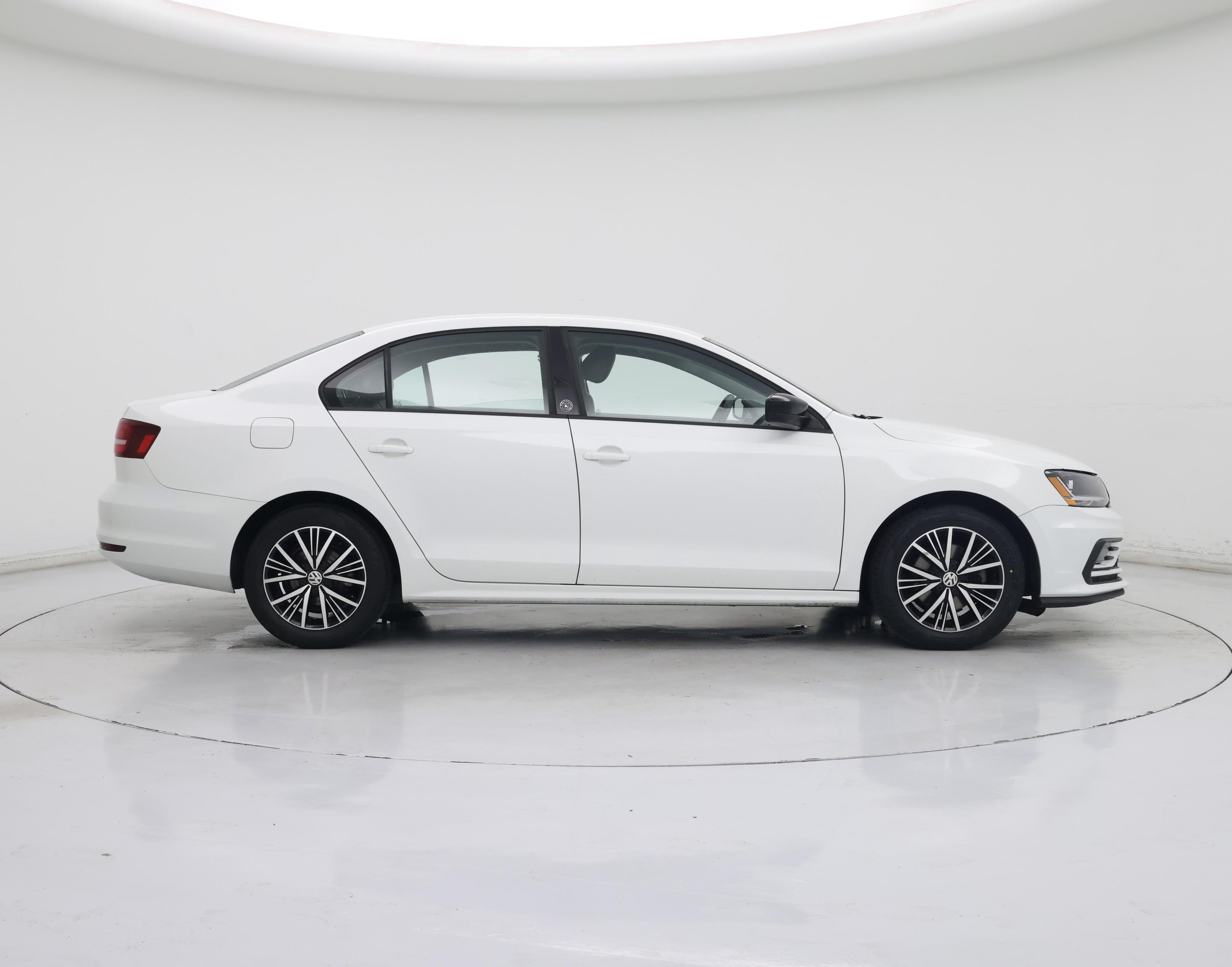 Thumbnail: 2018 Volkswagen Jetta - 7