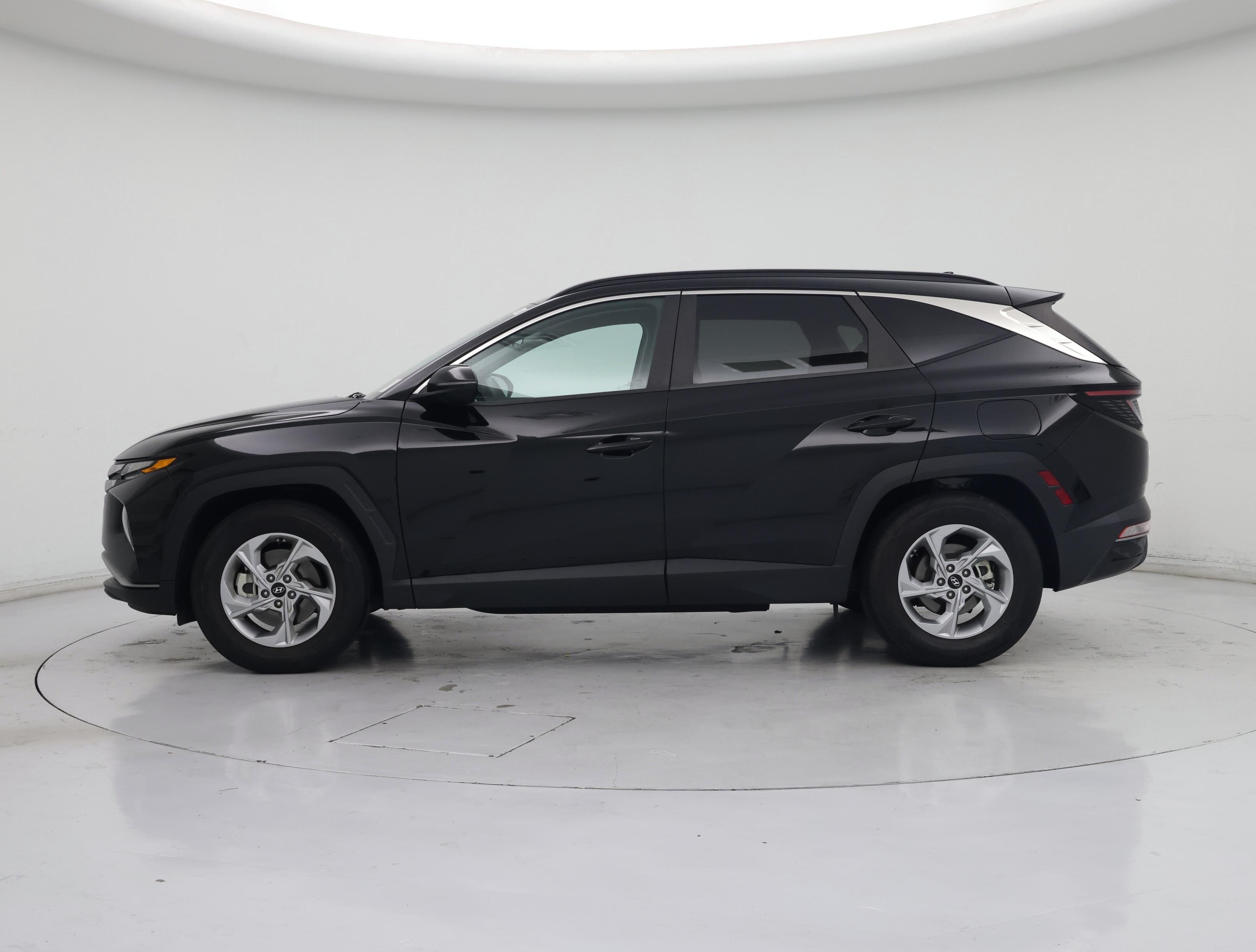 Thumbnail: 2022 Hyundai Tucson - 3