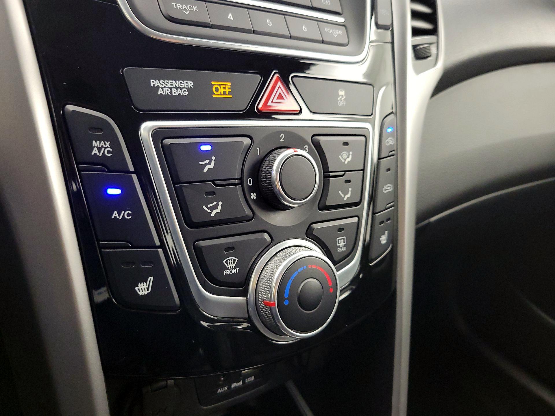 Thumbnail: 2014 Hyundai Elantra - 15