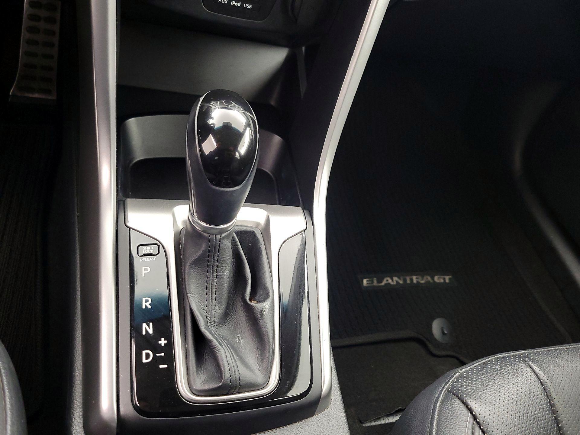 Thumbnail: 2014 Hyundai Elantra - 16