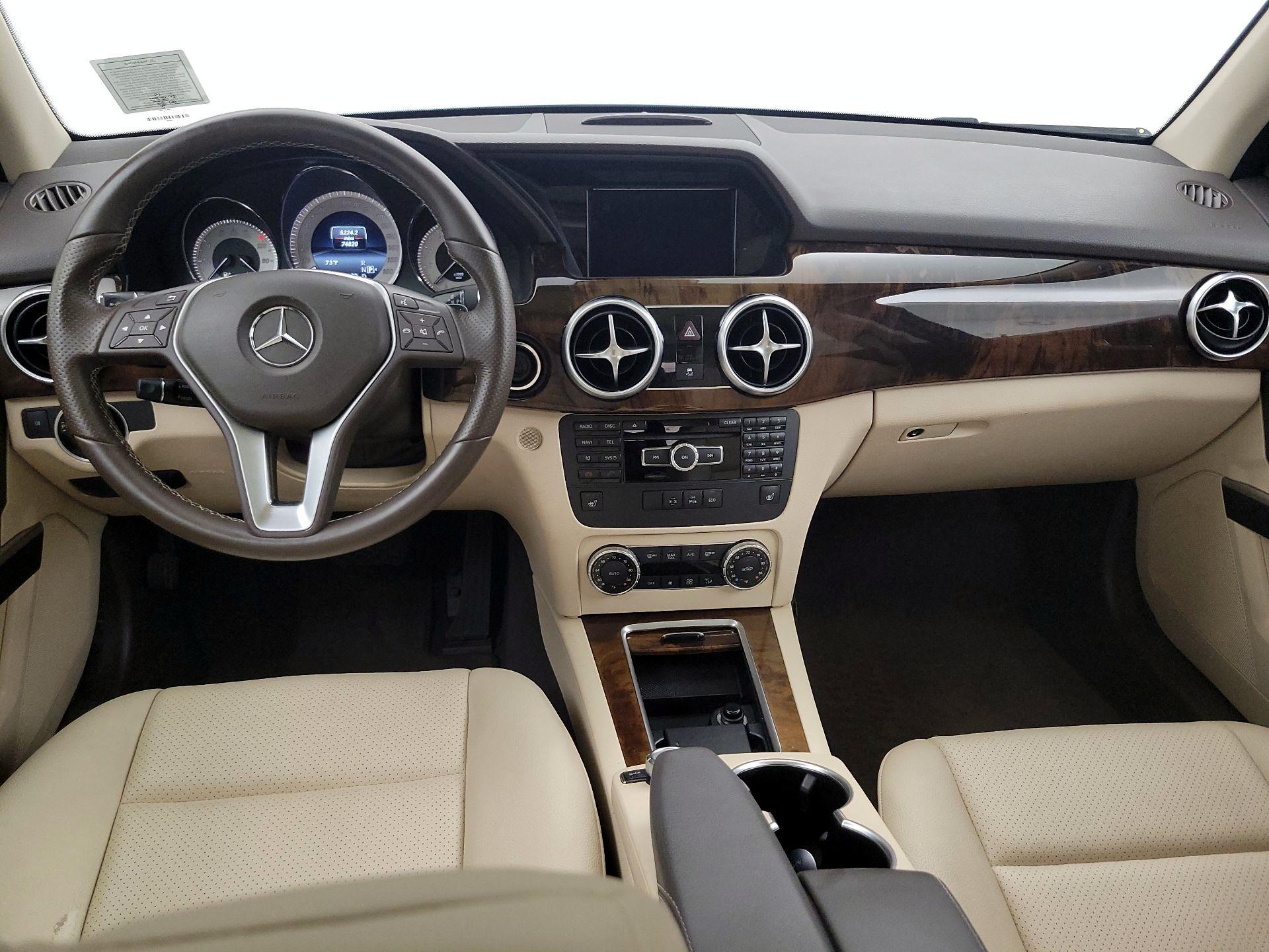 Thumbnail: 2015 Mercedes-Benz GLK - 9