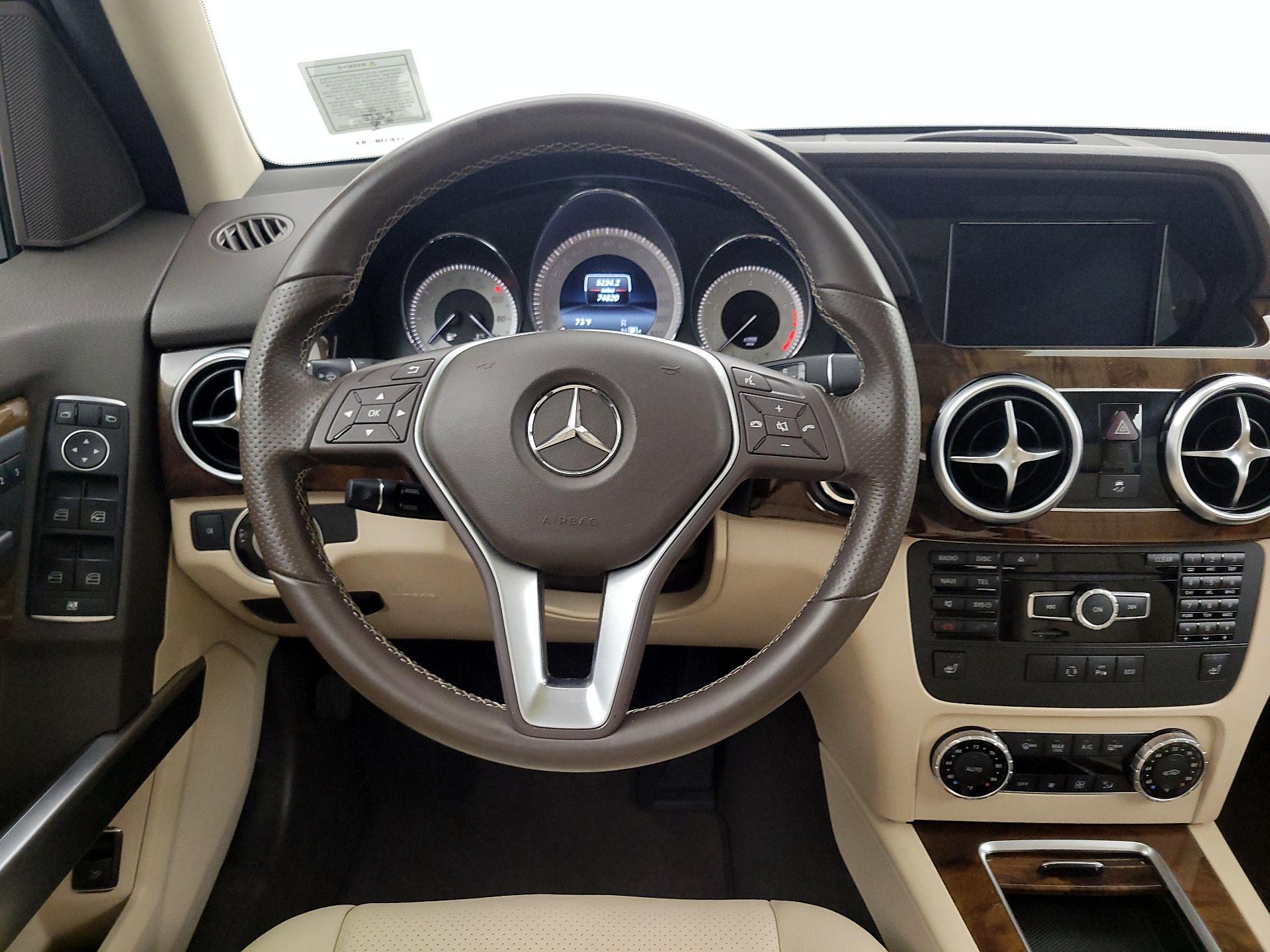 Thumbnail: 2015 Mercedes-Benz GLK - 10