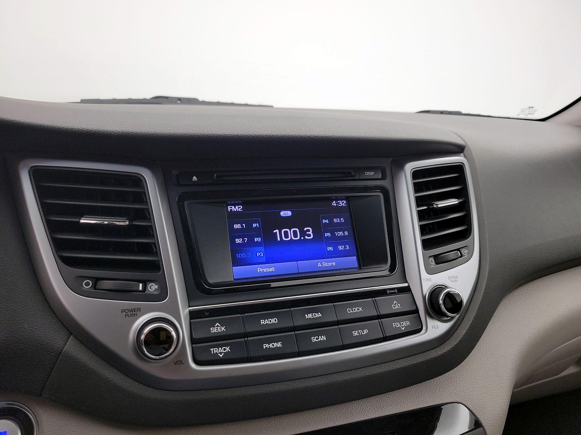 Thumbnail: 2017 Hyundai Tucson - 15
