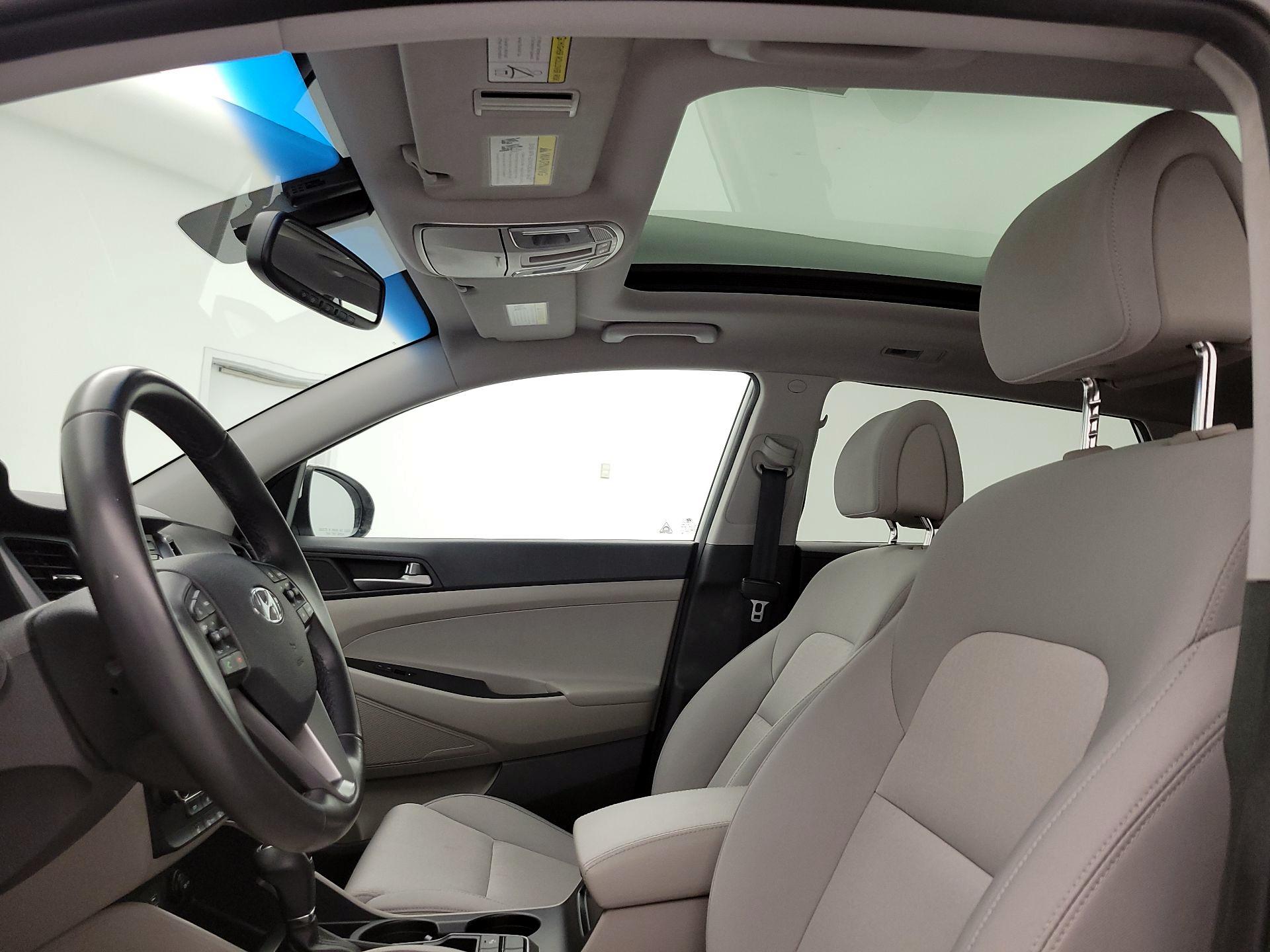 Thumbnail: 2017 Hyundai Tucson - 19