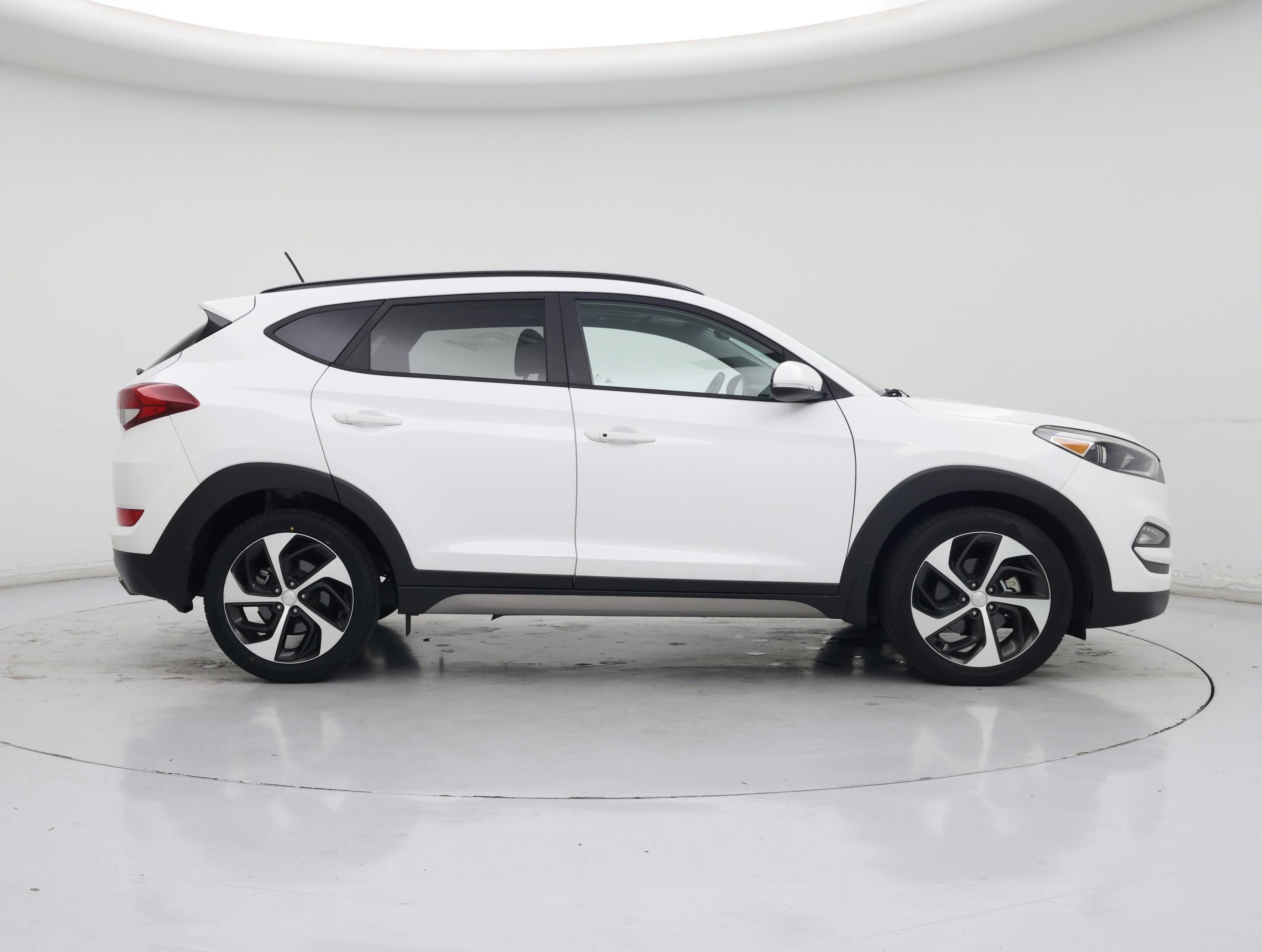 Thumbnail: 2017 Hyundai Tucson - 7