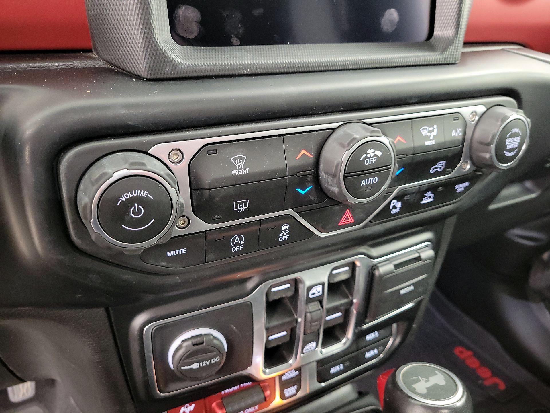 Thumbnail: 2021 Jeep Wrangler - 16