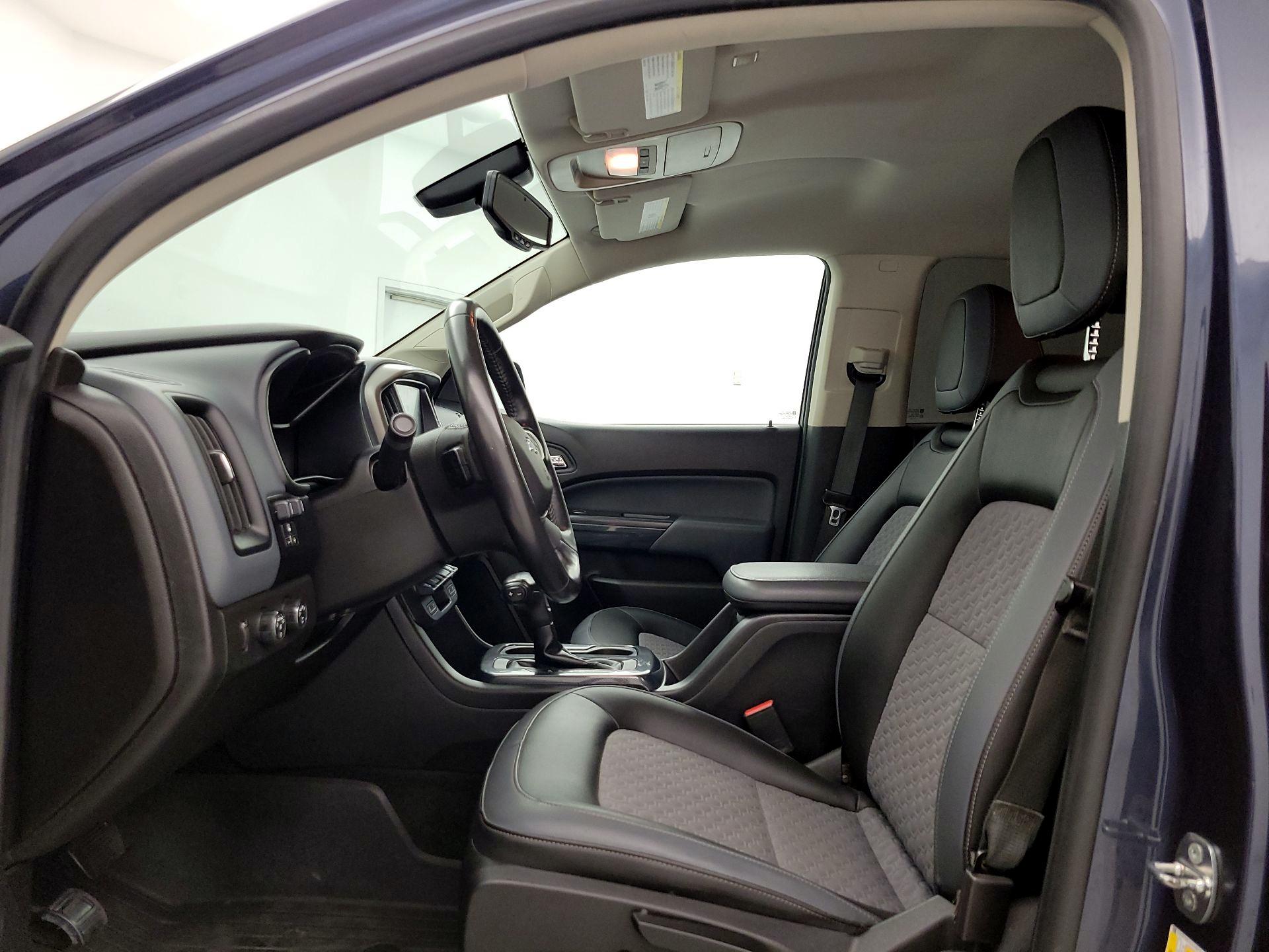 Thumbnail: 2018 Chevrolet Colorado - 11