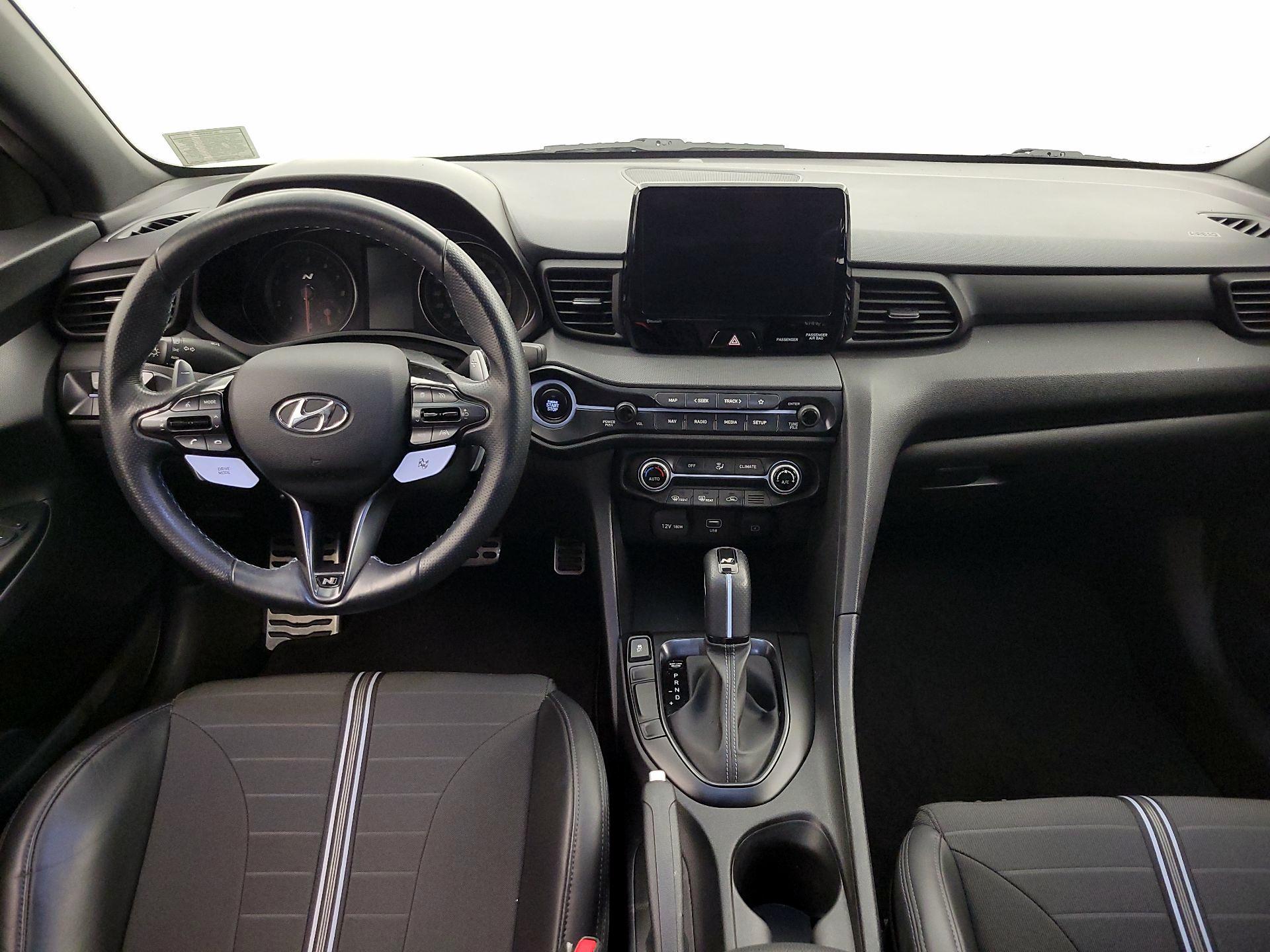 Thumbnail: 2021 Hyundai Veloster - 9