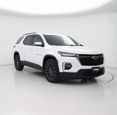 White 2023 Chevrolet Traverse RS