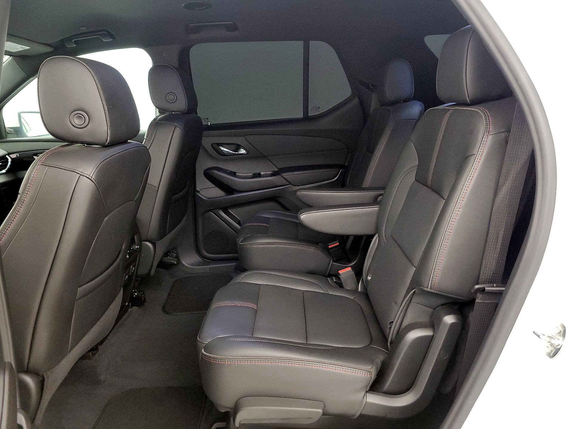 Thumbnail: 2023 Chevrolet Traverse - 20