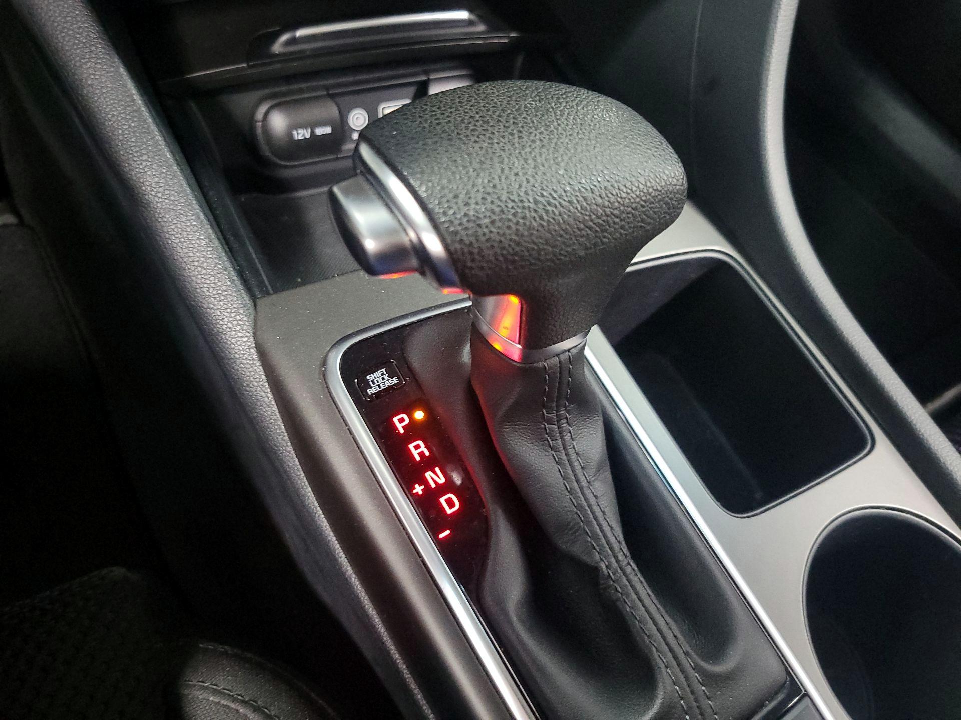 Thumbnail: 2020 Kia Optima - 15